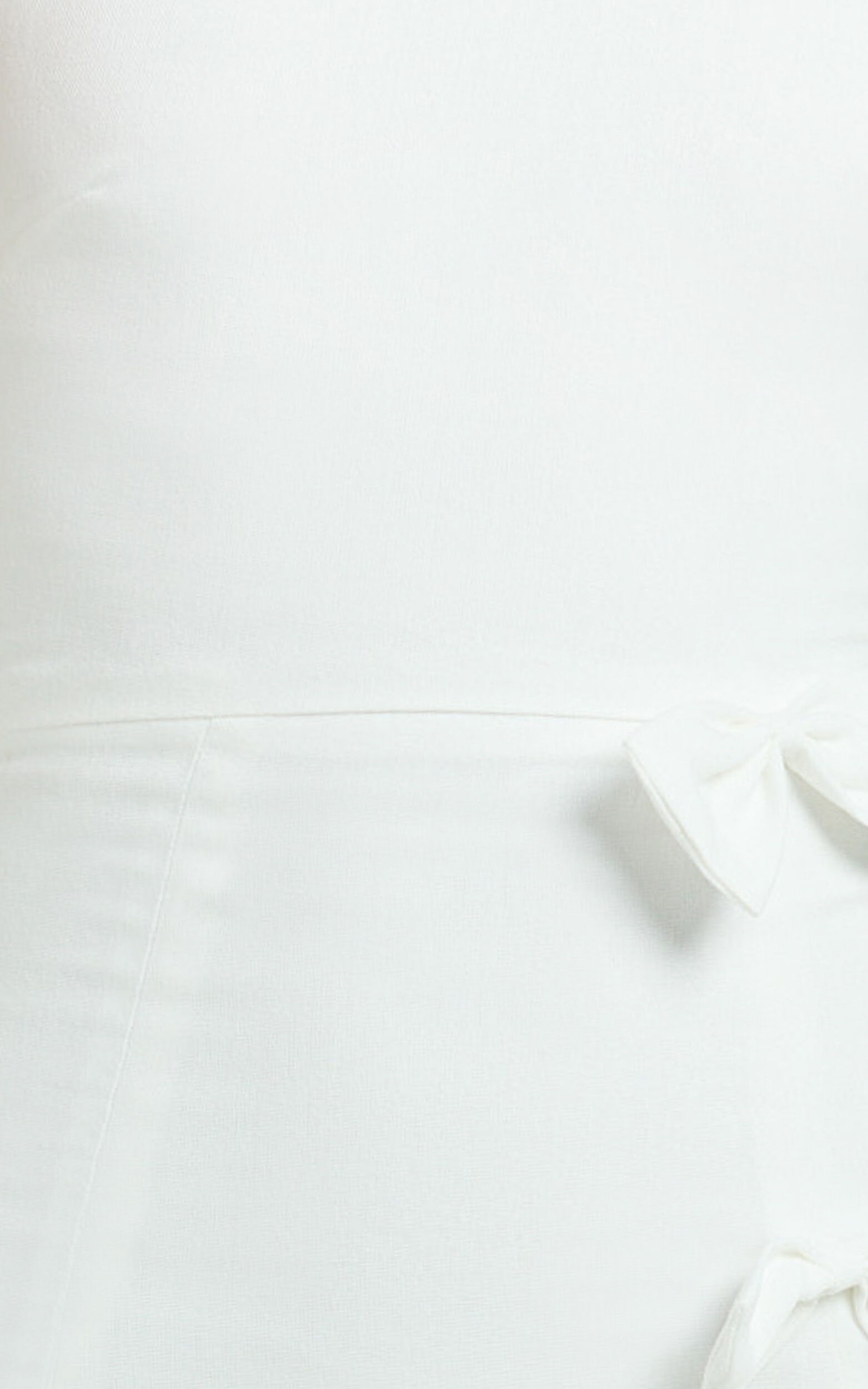 Arna Mini Dress - High Neck Fitted Bow Detail Leg Split Fitted Dress in White