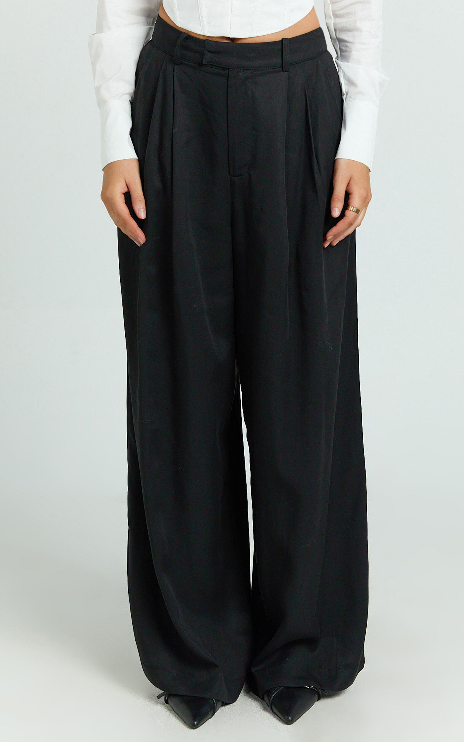 Clarke Pants - High Waist Wide Leg Pants in Black