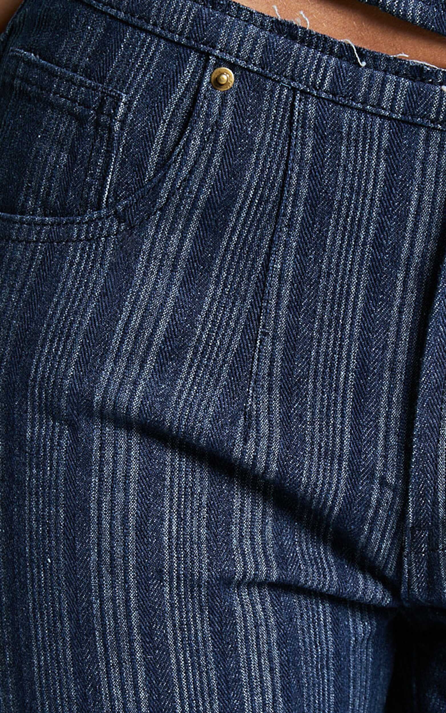 Lioness - Charismatic Jean in Dark Denim