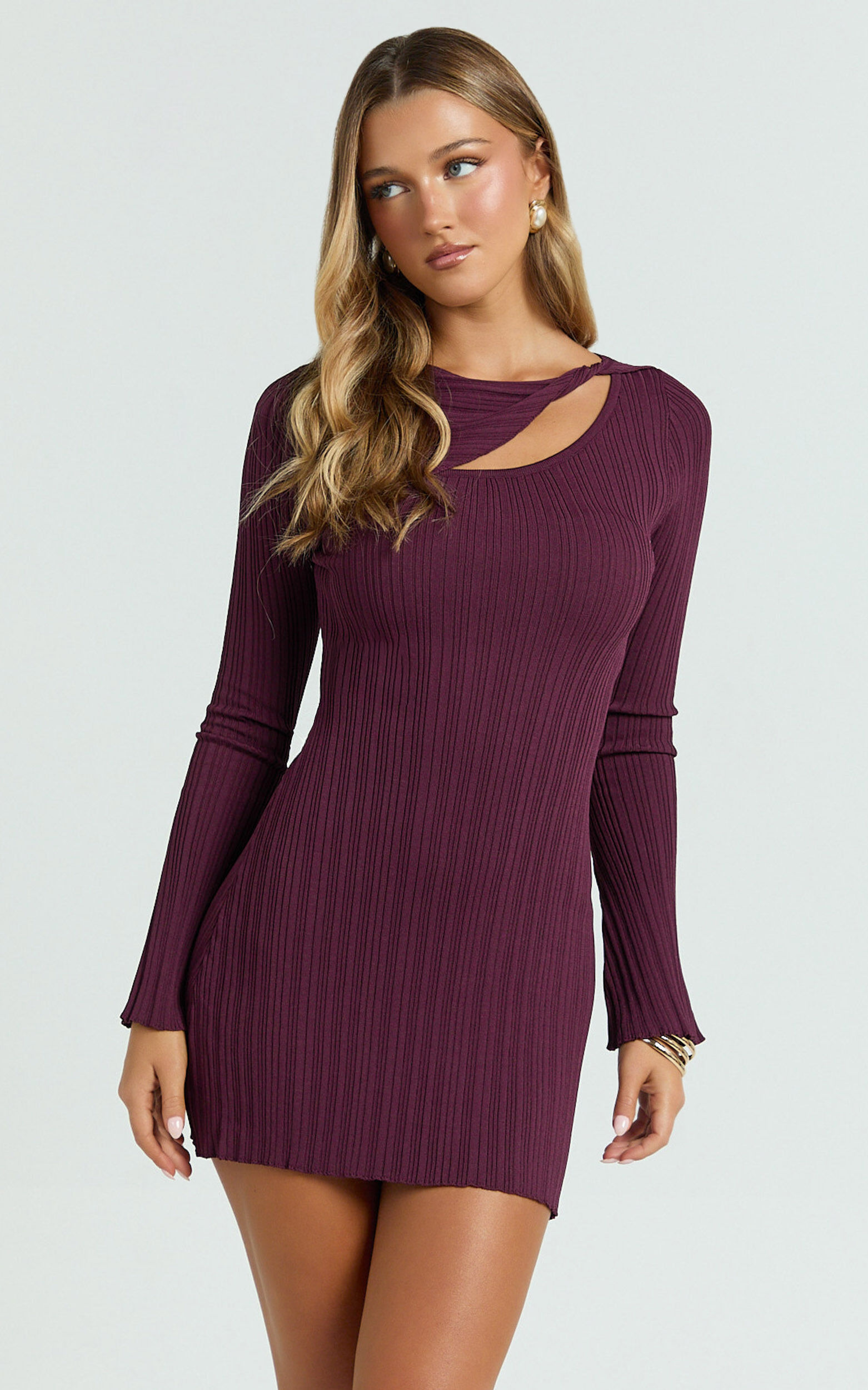 Zoya Mini Dress - Long Sleeve Bodycon Dress in Wine