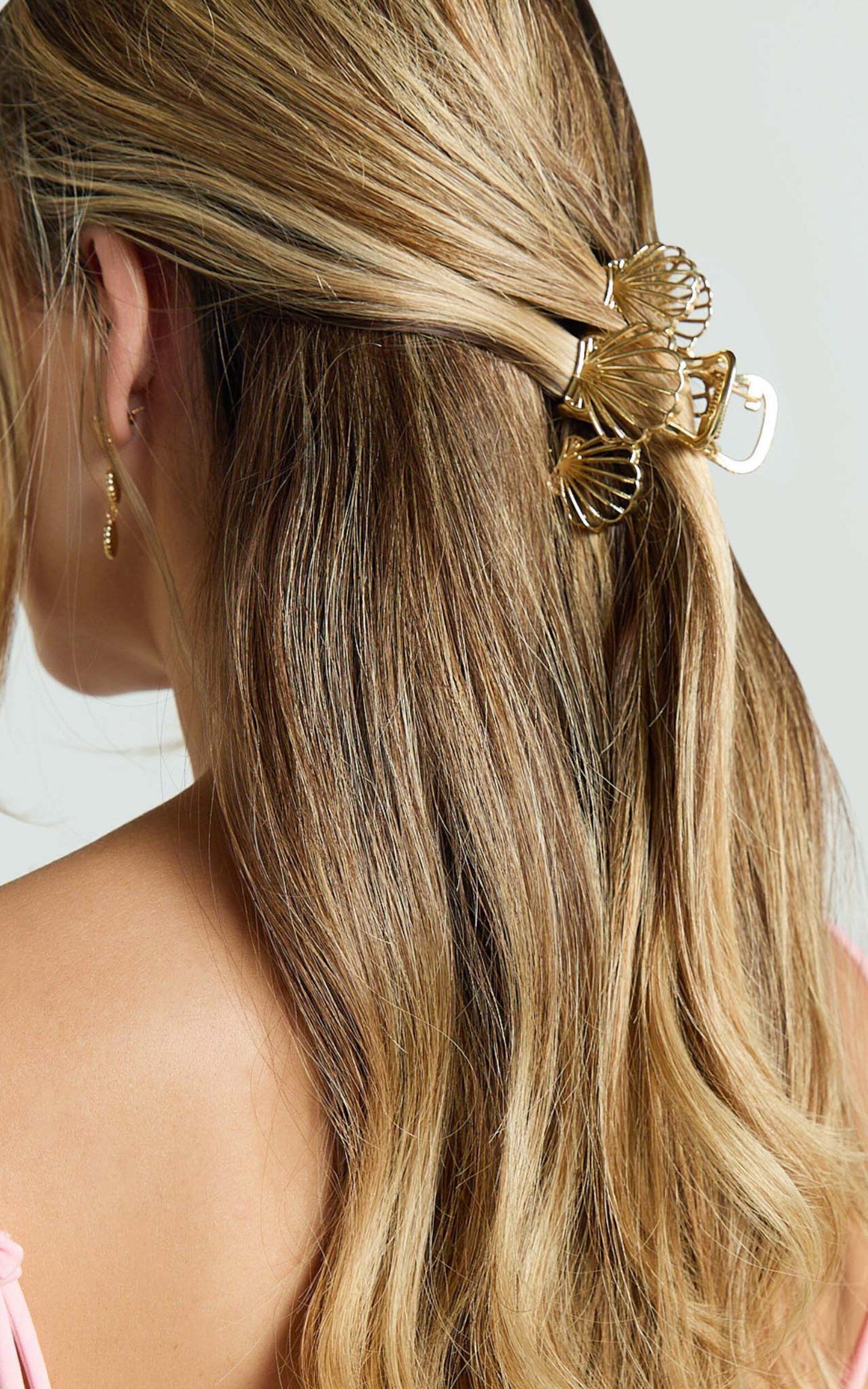 Tillie Hair Clip - Triple Shell Claw Clip in Gold