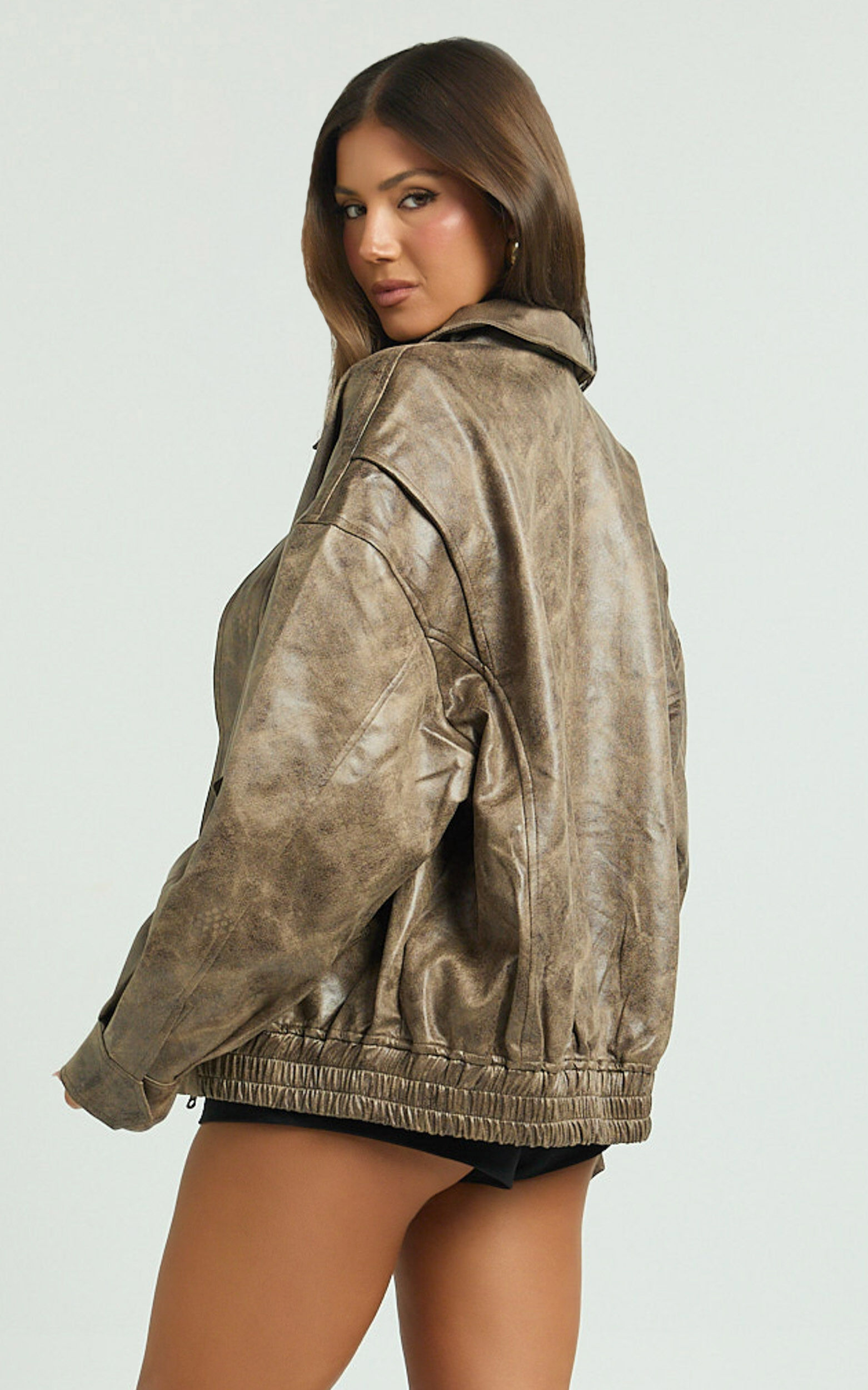 Lioness - Kenny Bomber in Chocolate