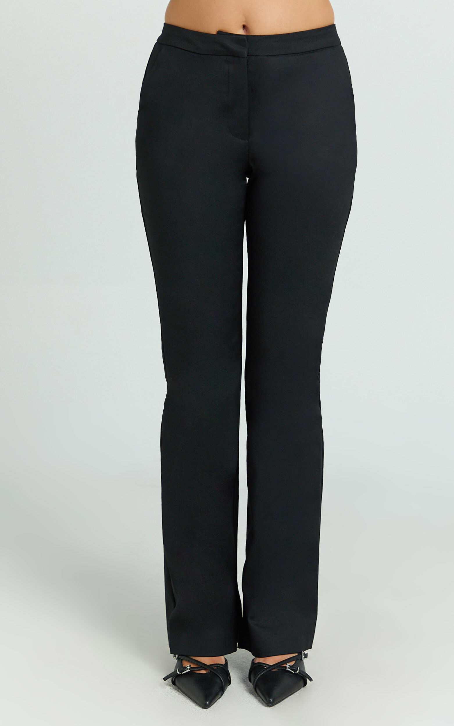 Bella Pants - Low Rise Slim Bootcut Pants in Black