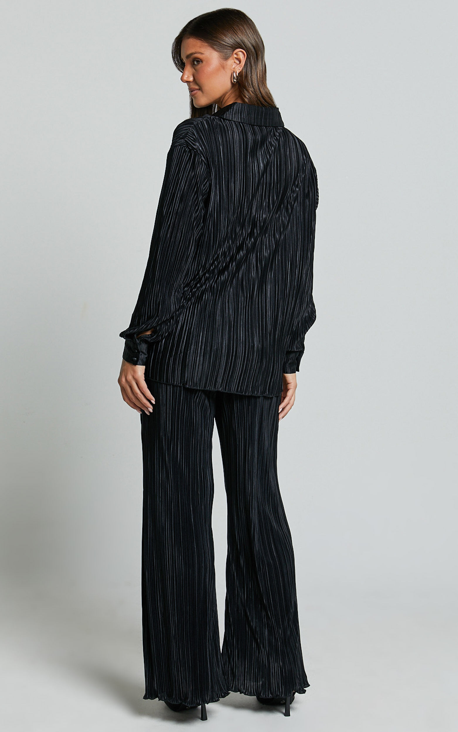 Beca Shirt - Plisse Button Up Shirt in Black