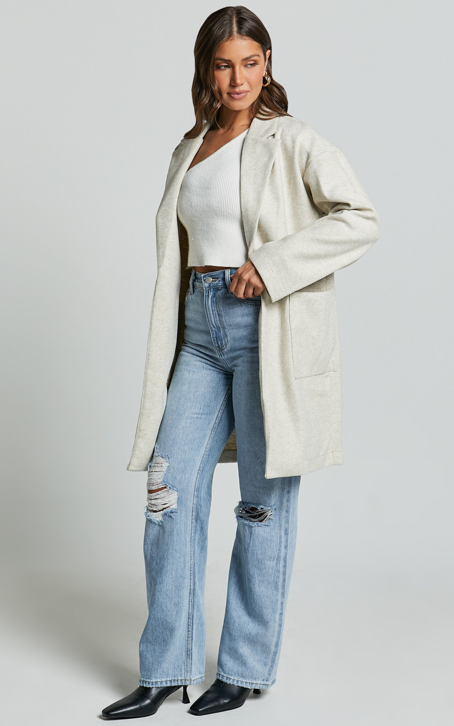 Jonas Coat - Pocket Detail Longline Coat in Beige