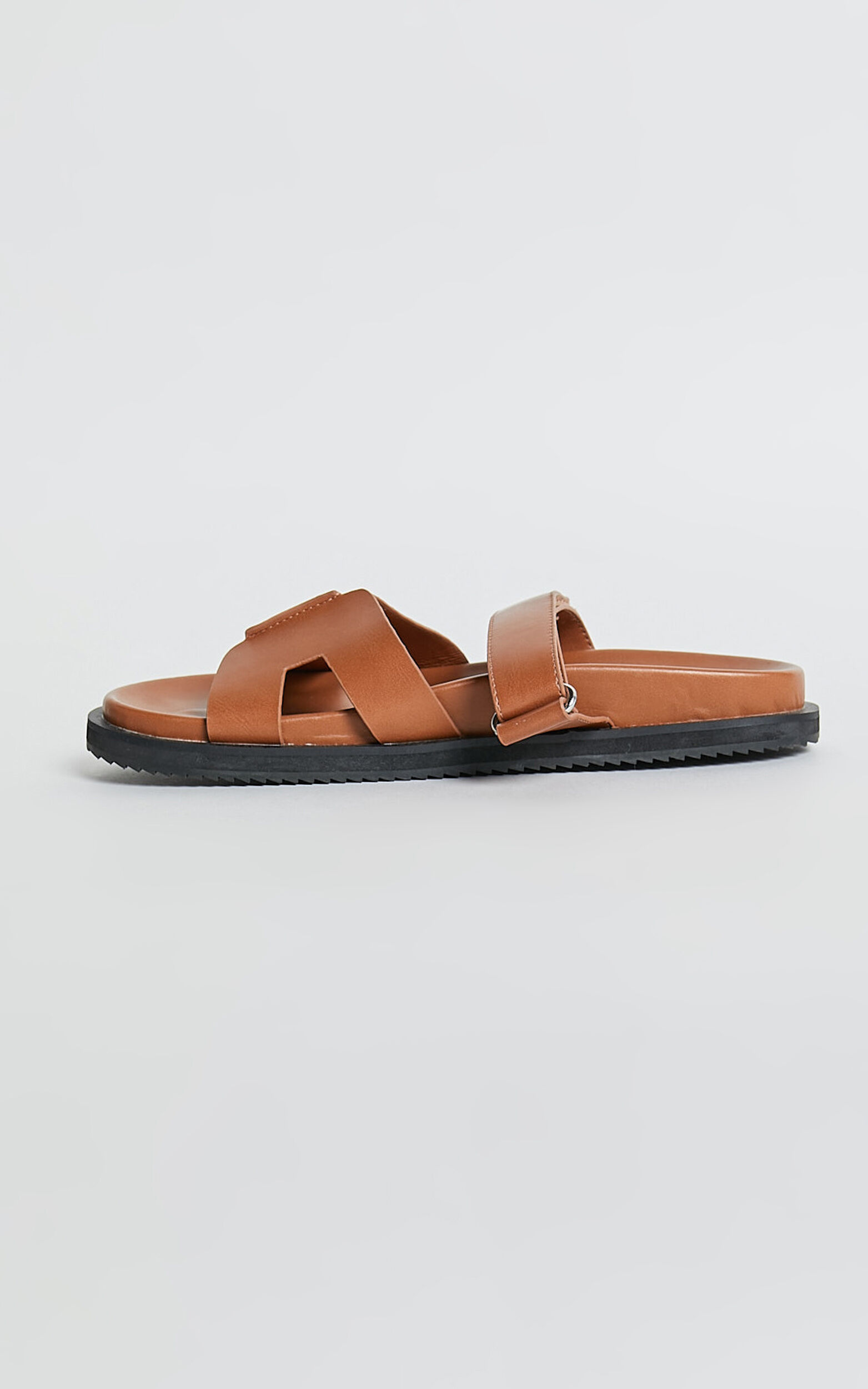 Billini - Theon Slides in Tan