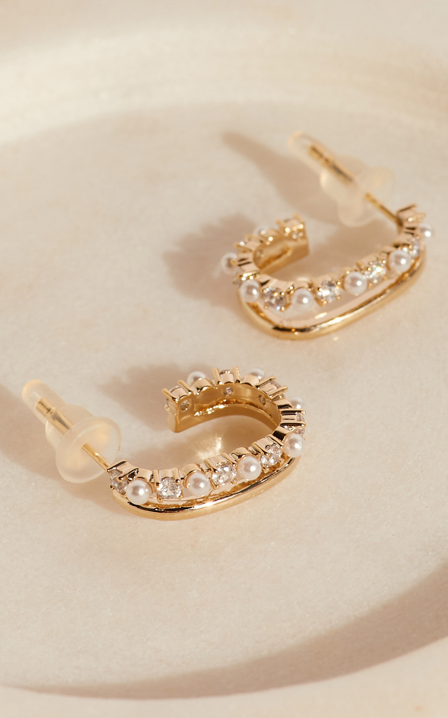 Haisley Hoop Earrings in Gold