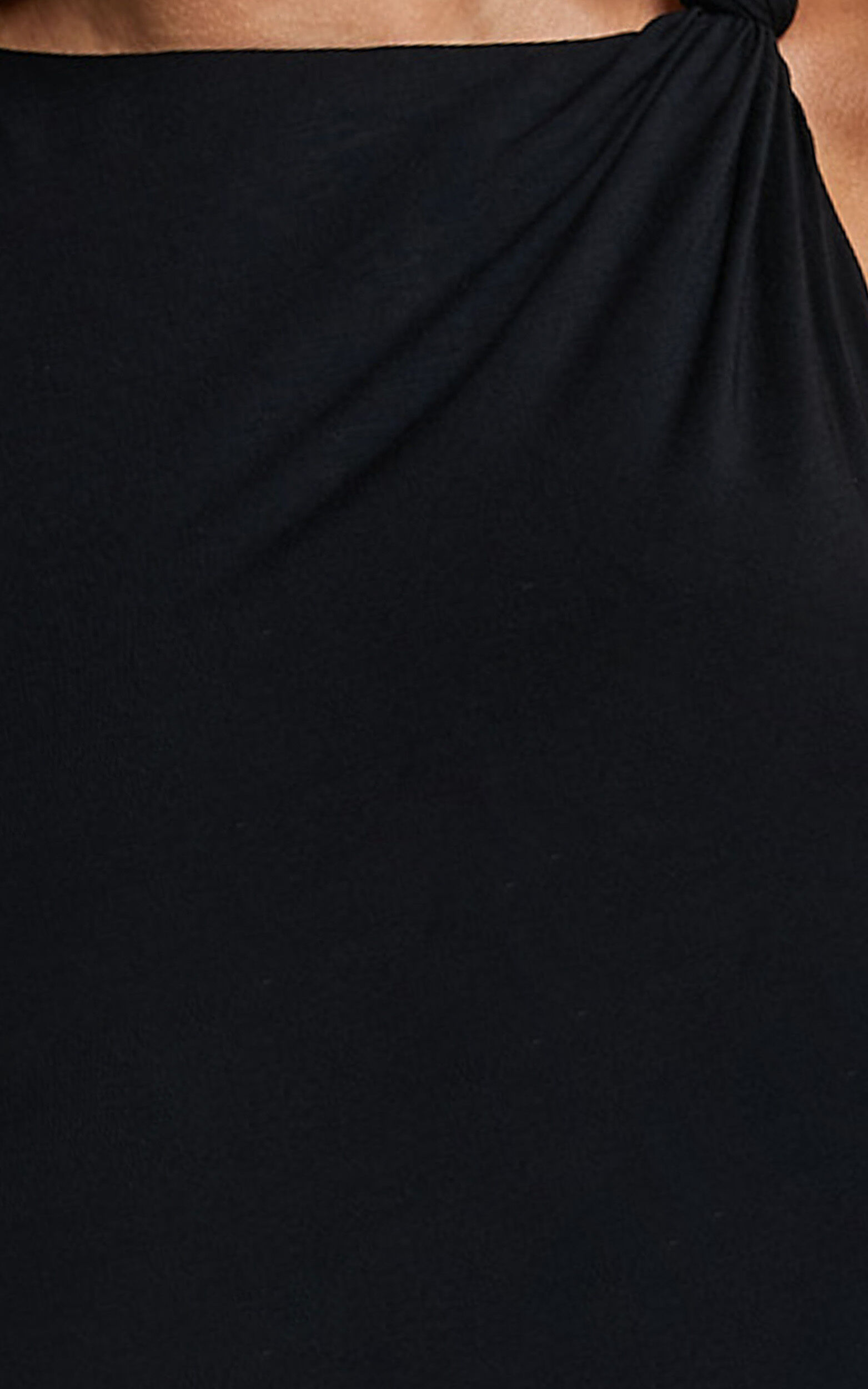 Aisha Maxi Dress - Sleeveless Twist Strap Bodycon Dress in Black