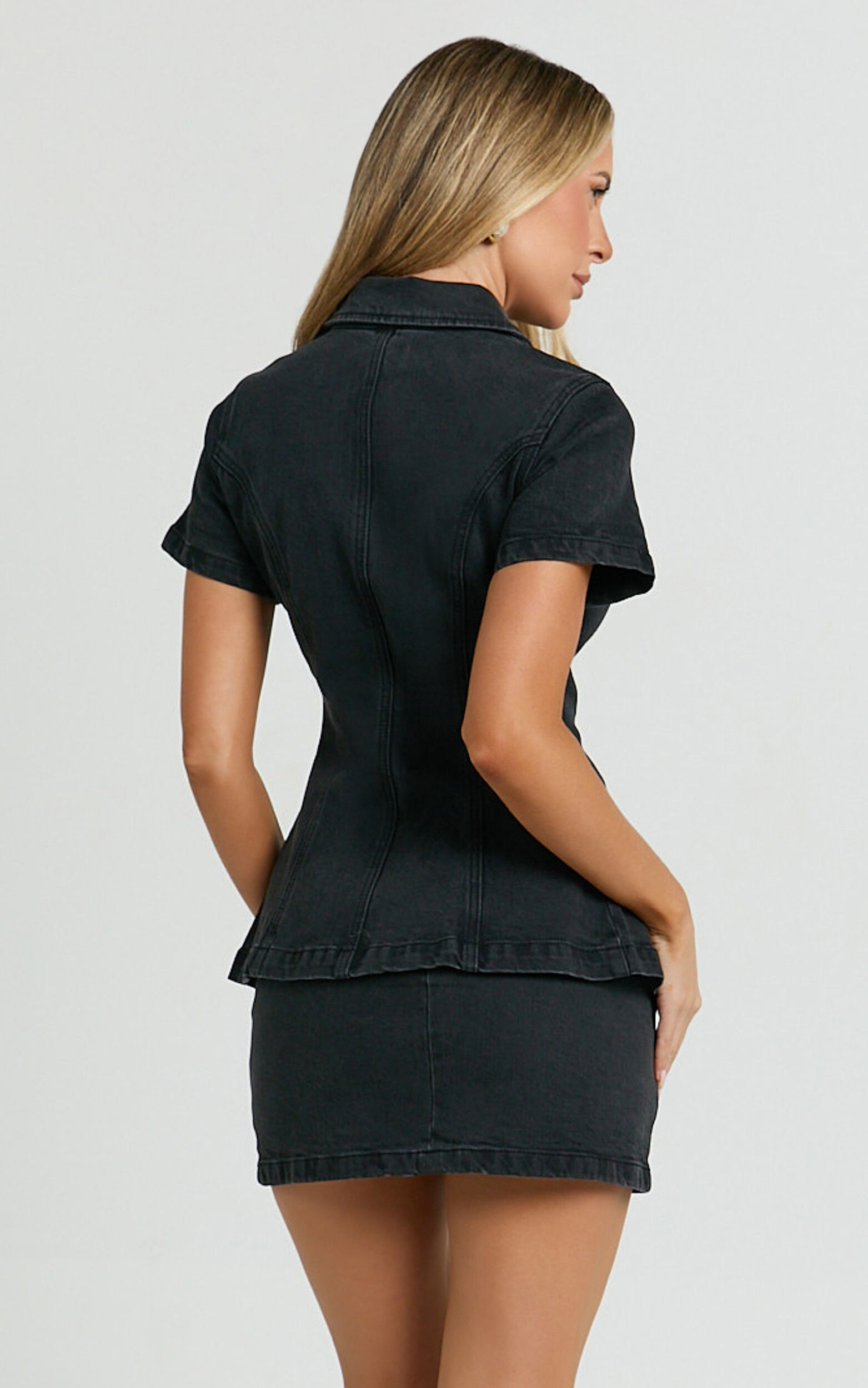 Paige Top - Button Down Short Sleeve Denim Top in Washed Black
