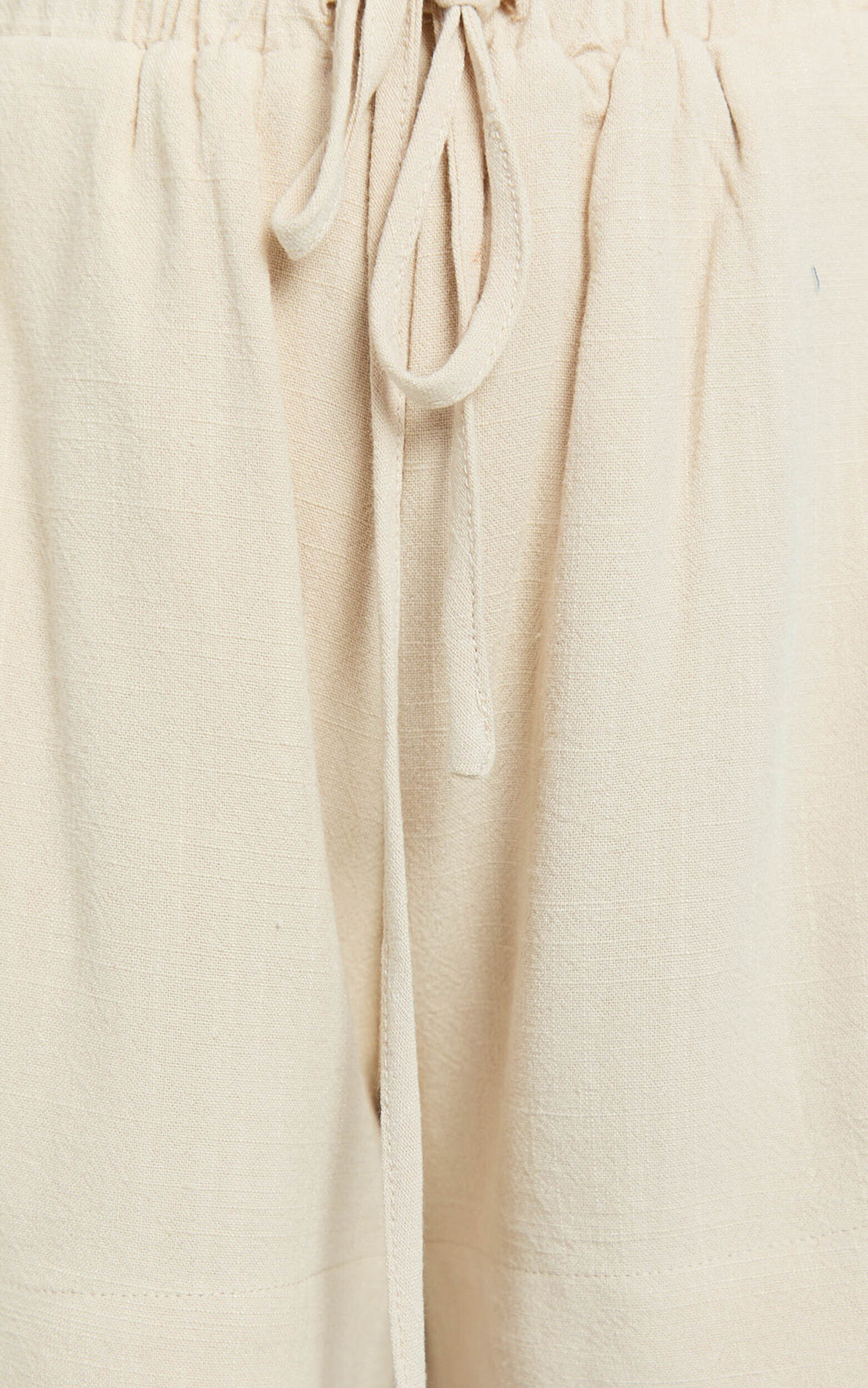 Olivia Shorts - Drawstring Relaxed Linen Shorts in Natural