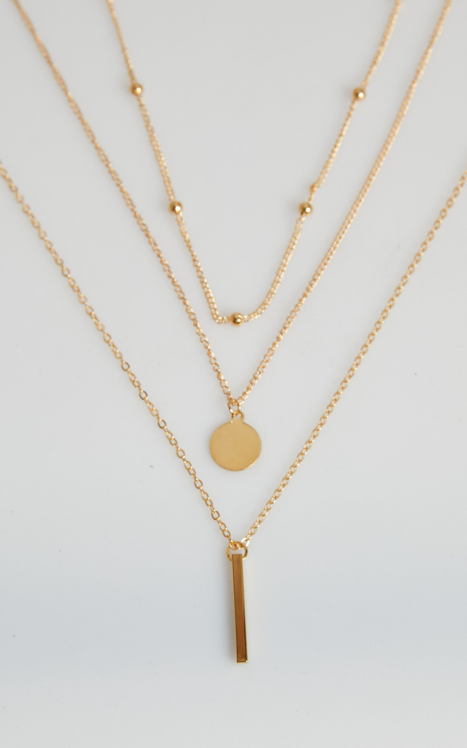 The Guest List necklace in Gold
