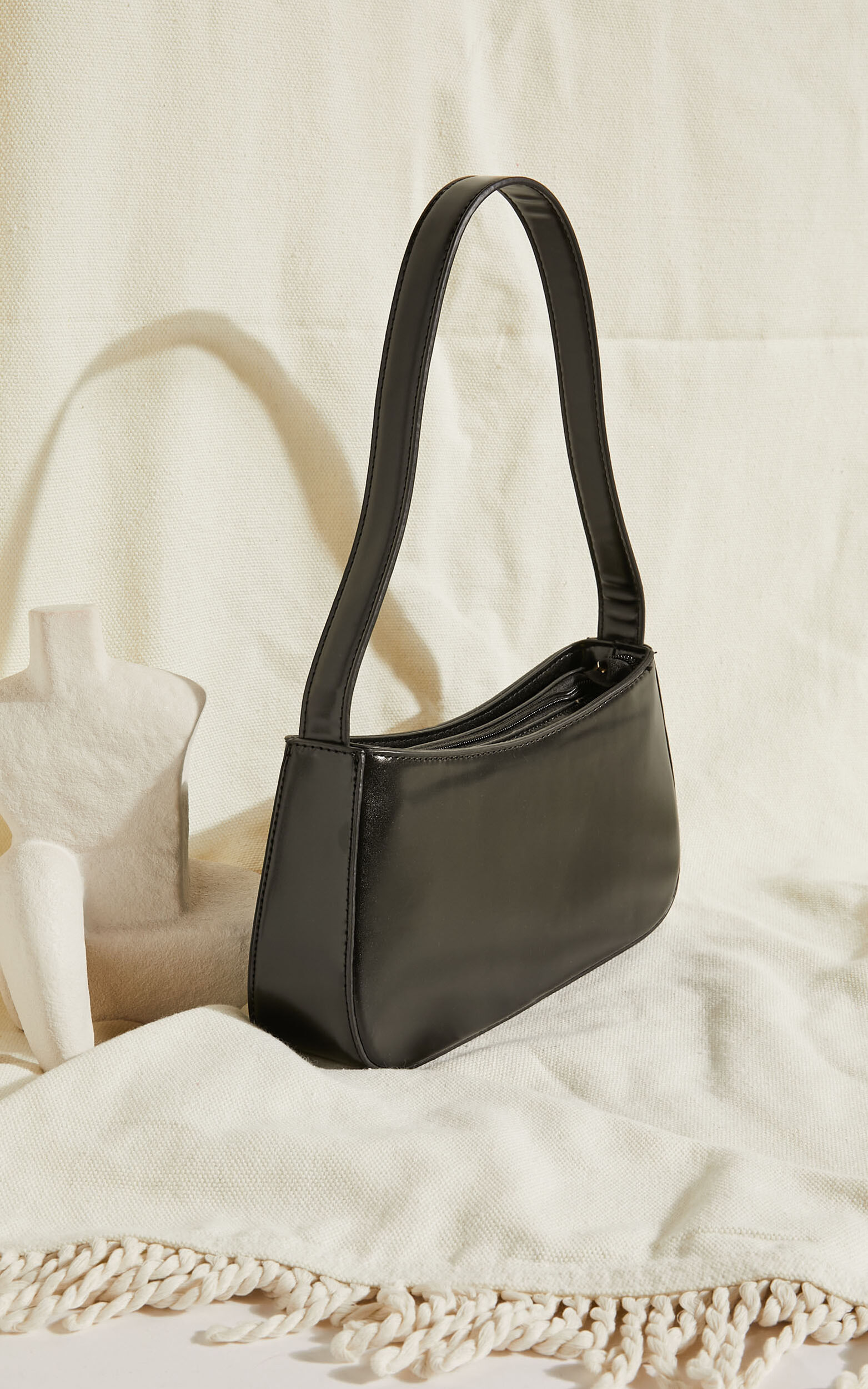 Lewisham Bag - PU Shoulder Bag in Black