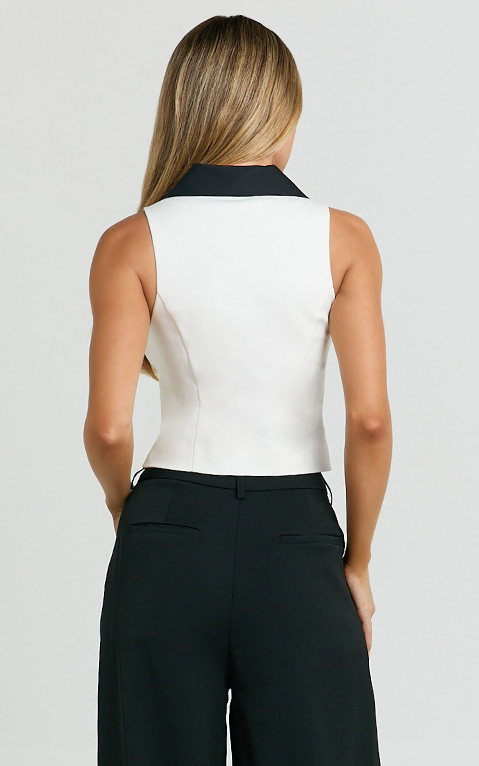 Laurel Top - Contrast Shawl Collar Button Down Vest Top in Off White & Black