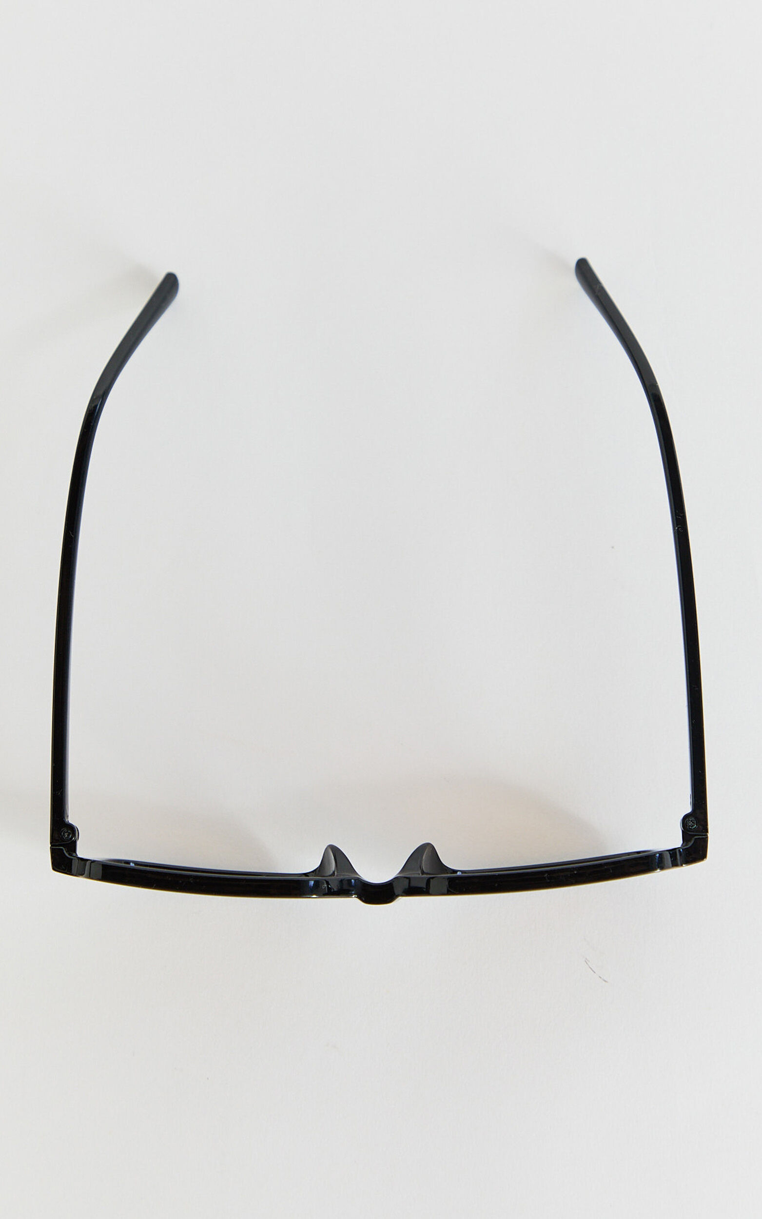 Vicky Sunglasses - Rectangle Sunglasses in Black