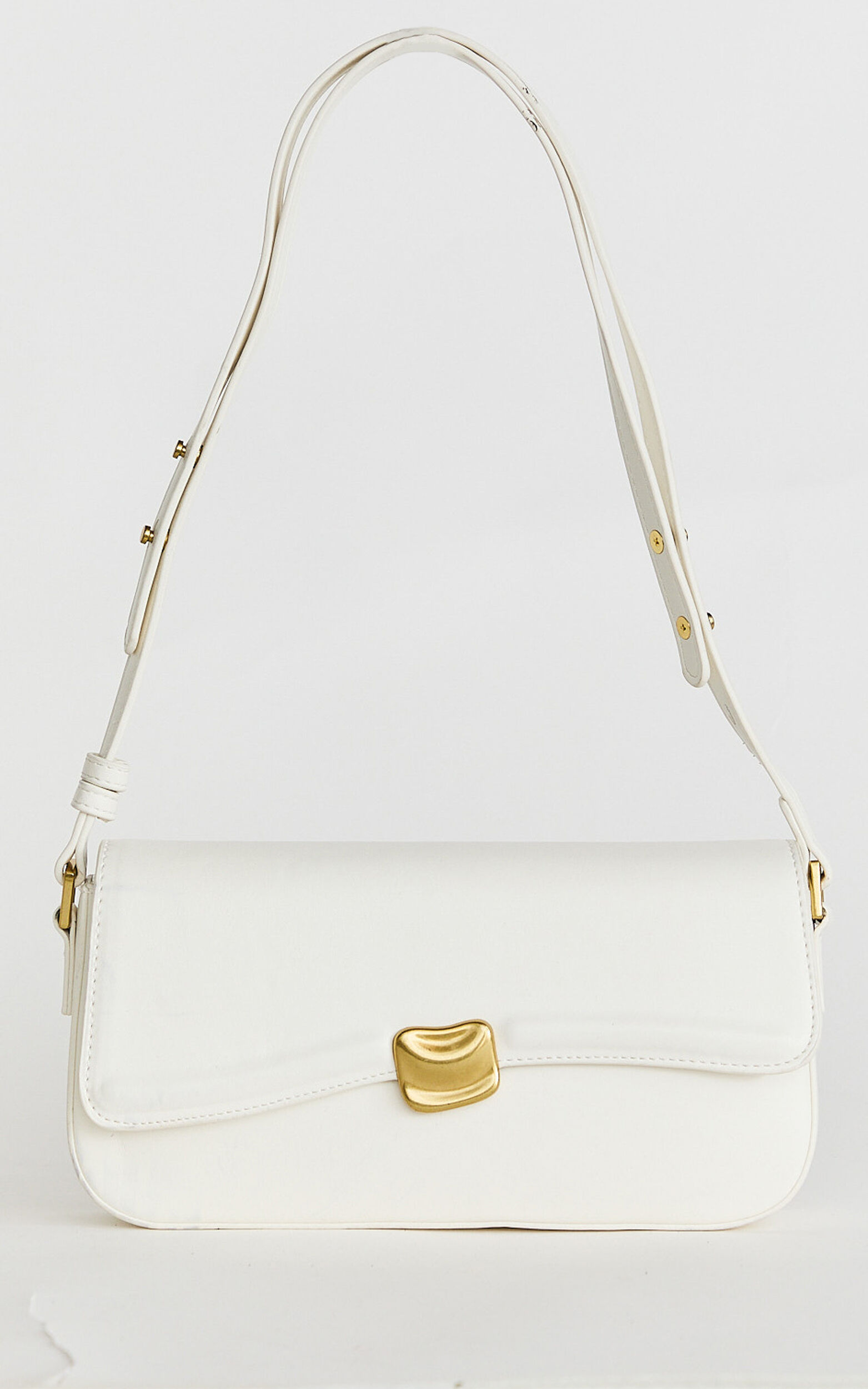 Yulia Bag - Chain Strap Shoulder Bag with Hardware Detail in White