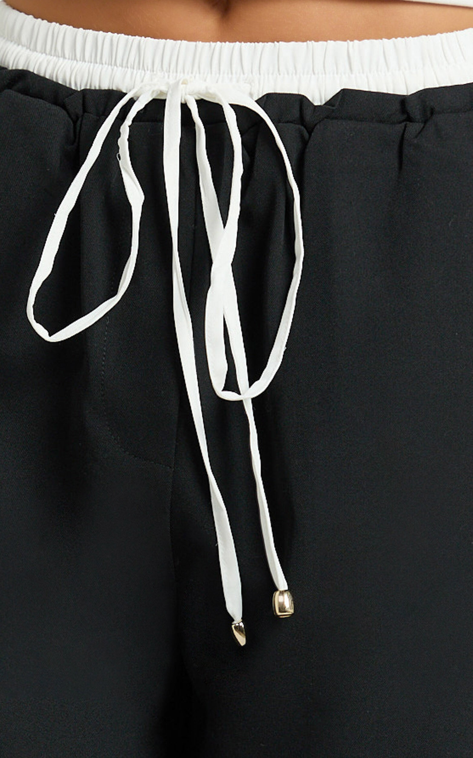 Maliha Pants - Mid Rise Contrast Elasticated Drawstring Wide Leg Tailored Pants in Black