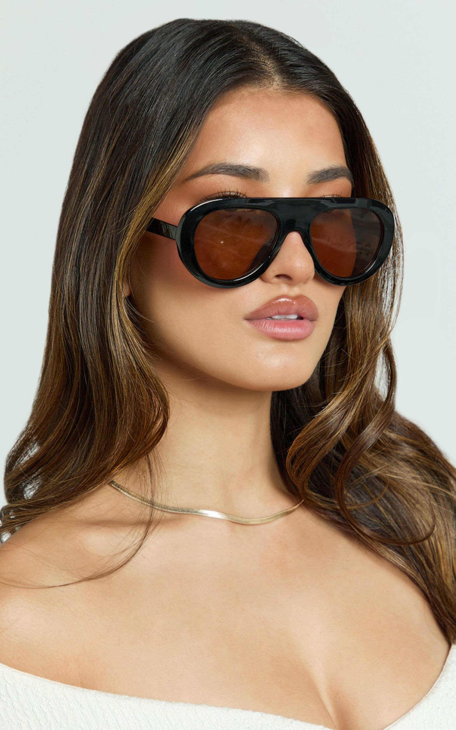 Adrienne Sunglasses - Thick Frame Aviator Sunglasses in Black