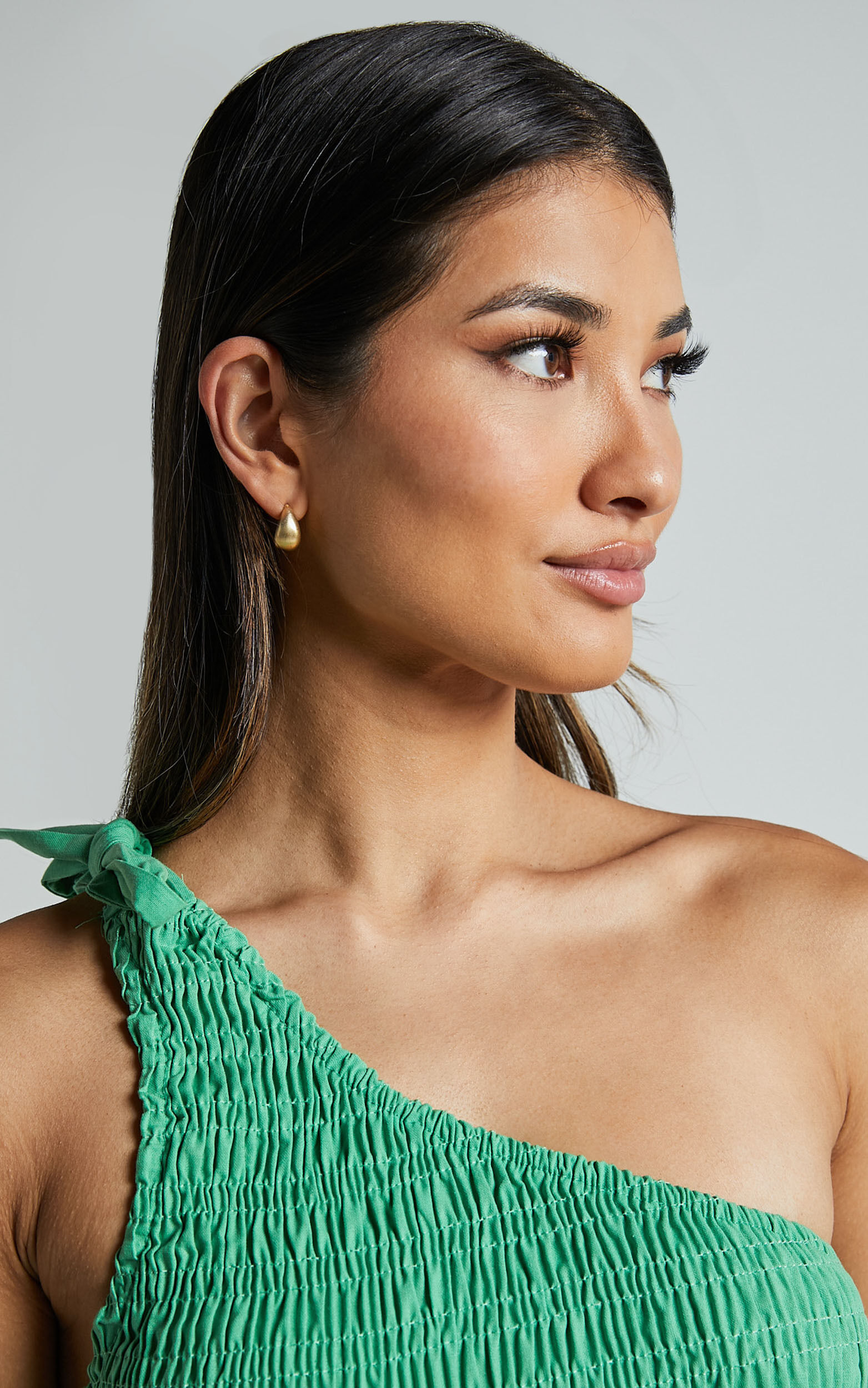 Snooky Stud Earrings in Gold