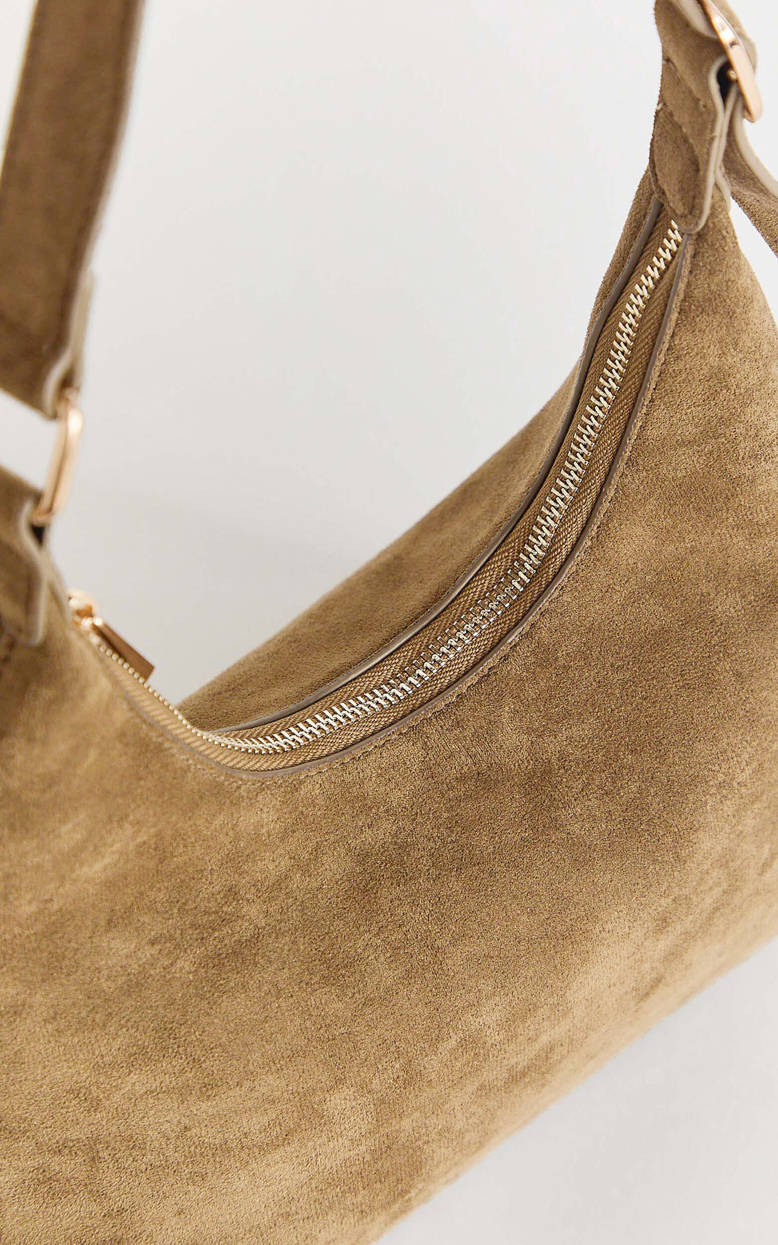 Gillian Shoulder Bag in Neutral