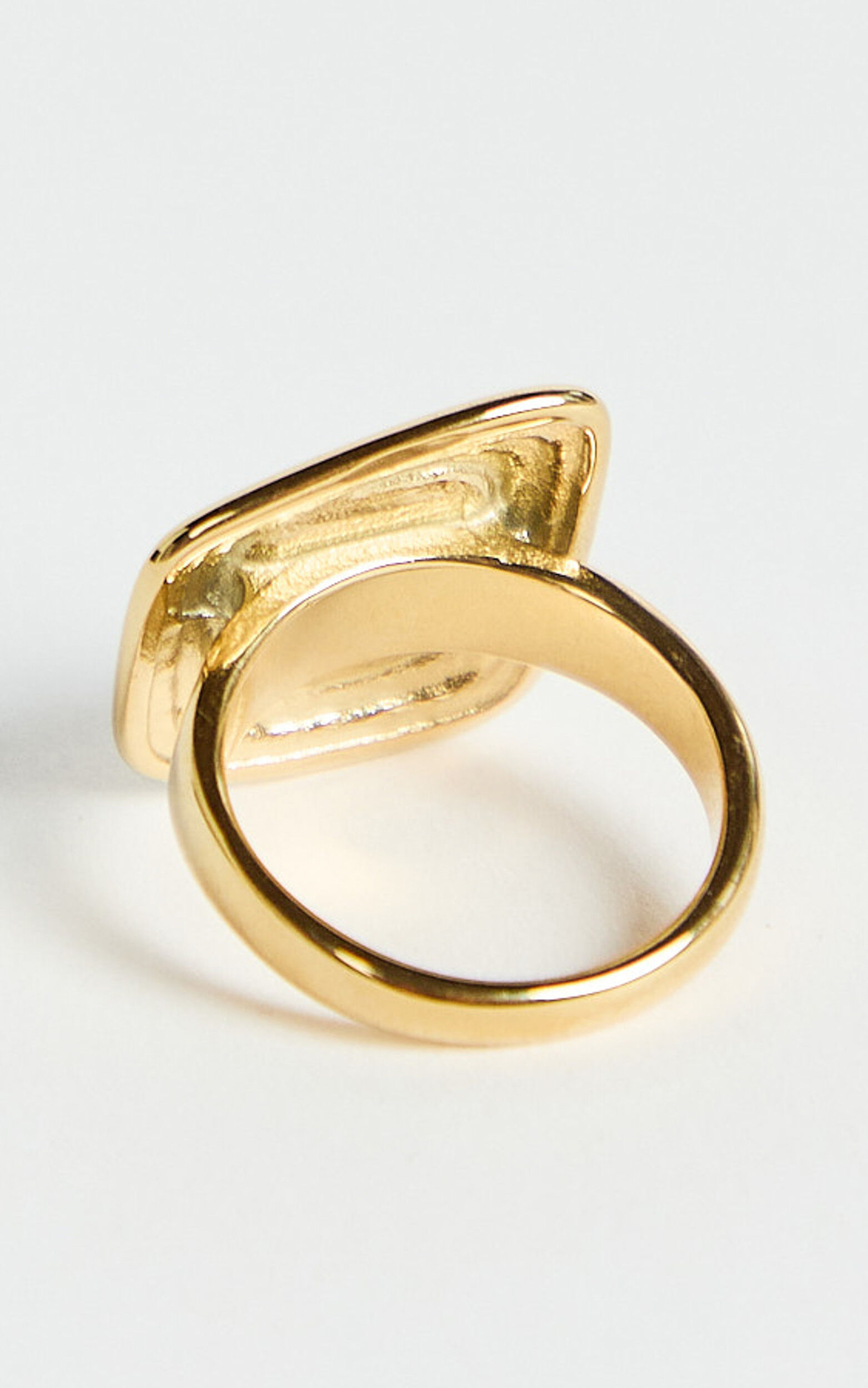 Gena Ring - Square Ring in Gold