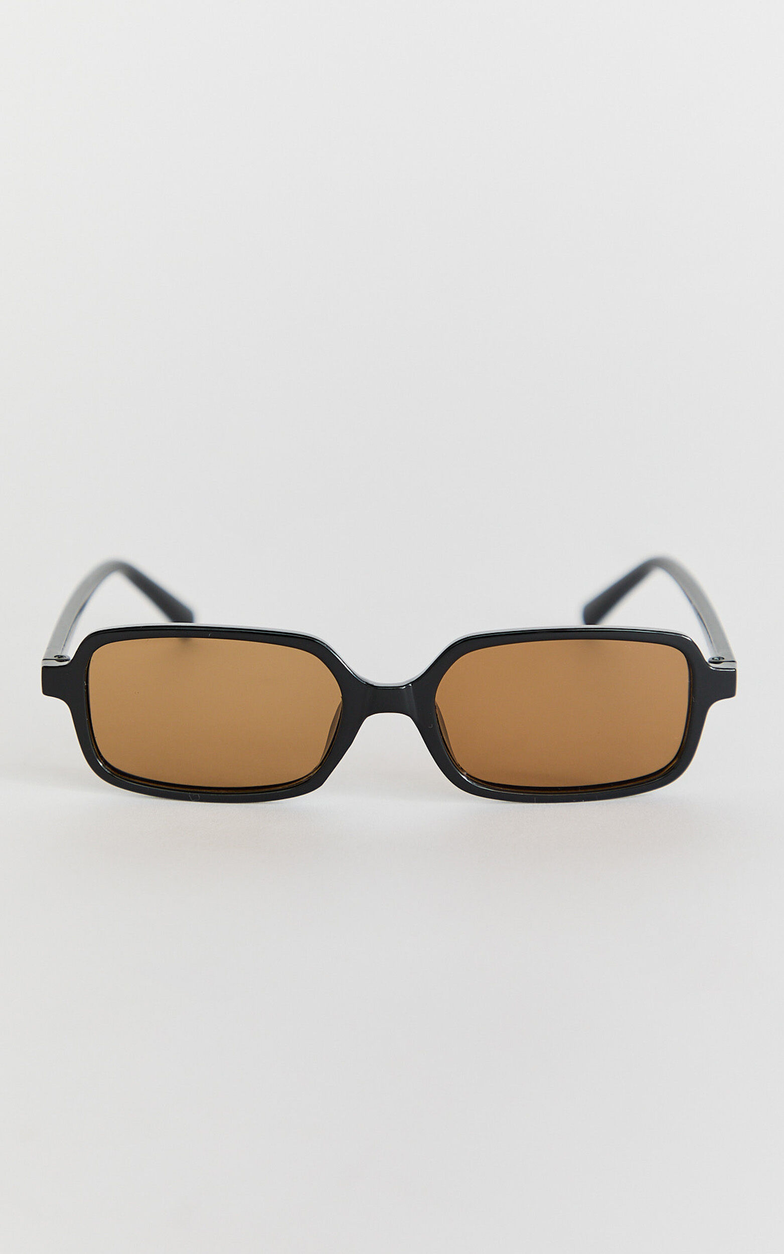 Vicky Sunglasses - Rectangle Sunglasses in Black