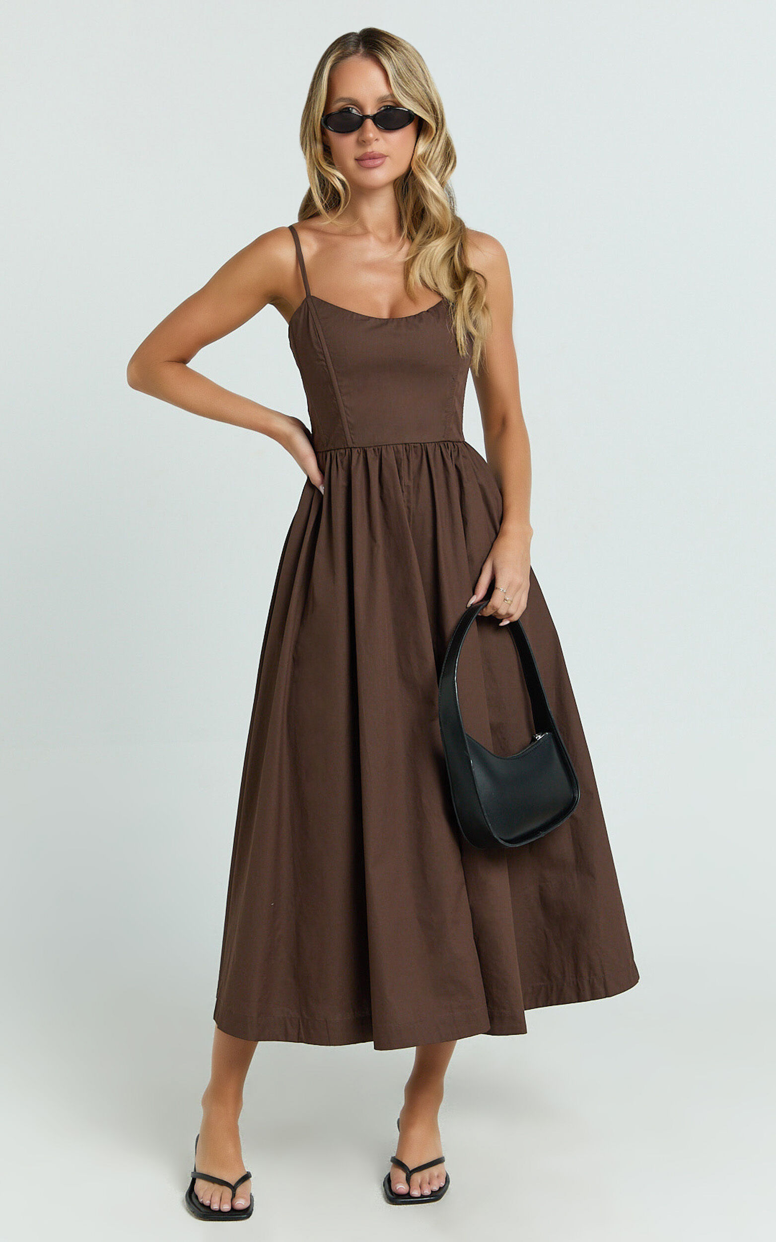 Braelyn Midi Dress - Scoop Neck Flare Dress in Chocolate