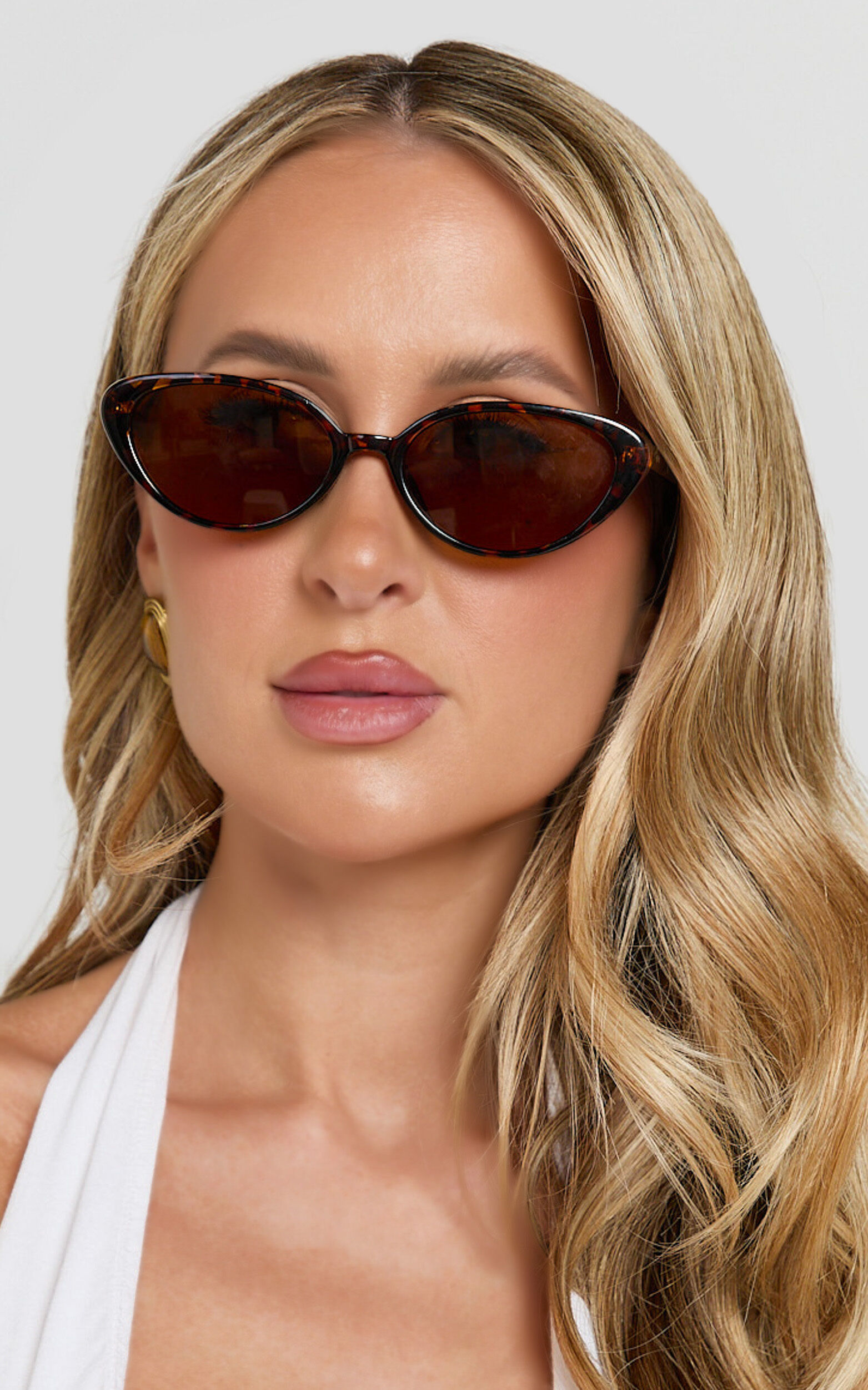 Yvette Sunglasses - Cat Eye Sunglasses in Torte