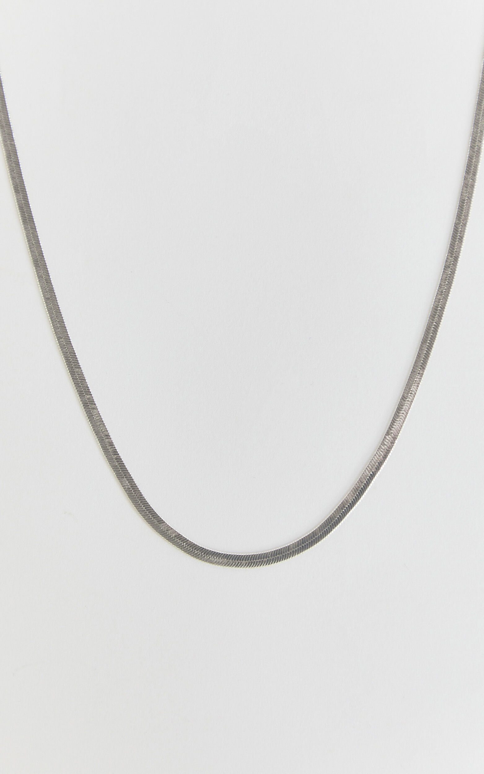 Remy Necklace - Snake Chain Necklace in Silver