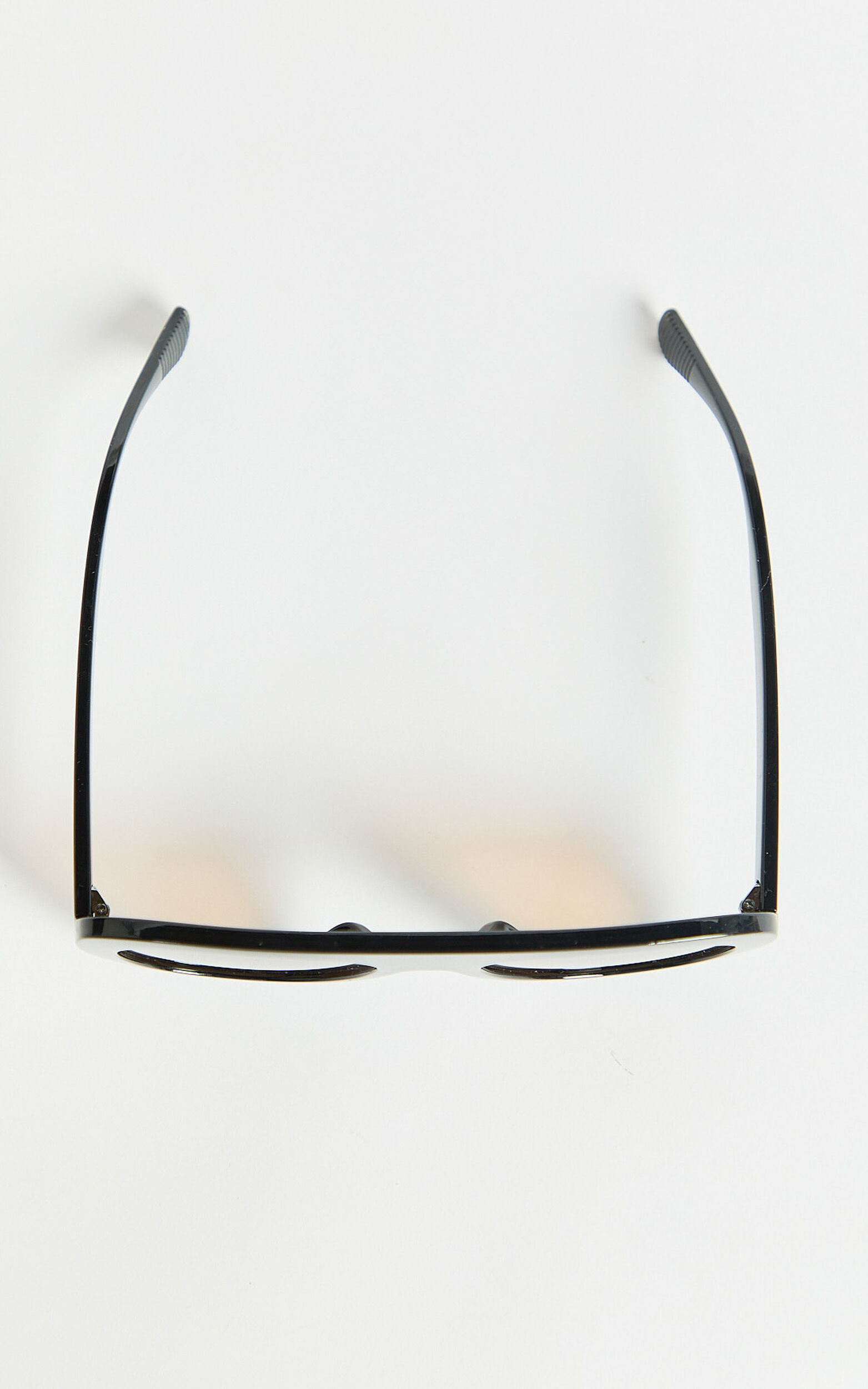 Adrienne Sunglasses - Thick Frame Aviator Sunglasses in Black