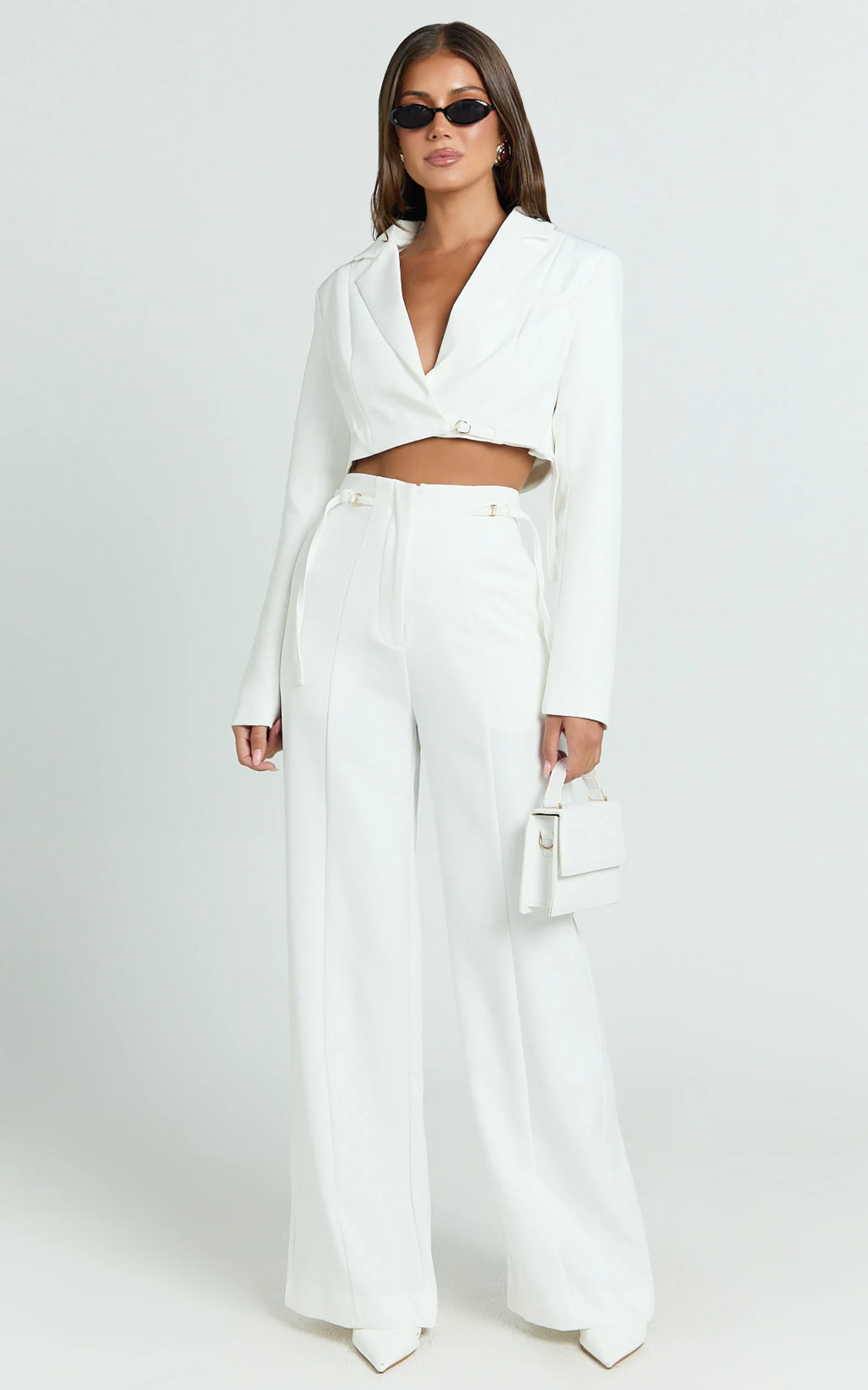 Chantelle Pants - Front Pleats Straight Leg Pant with Hardware Buckle in Off White
