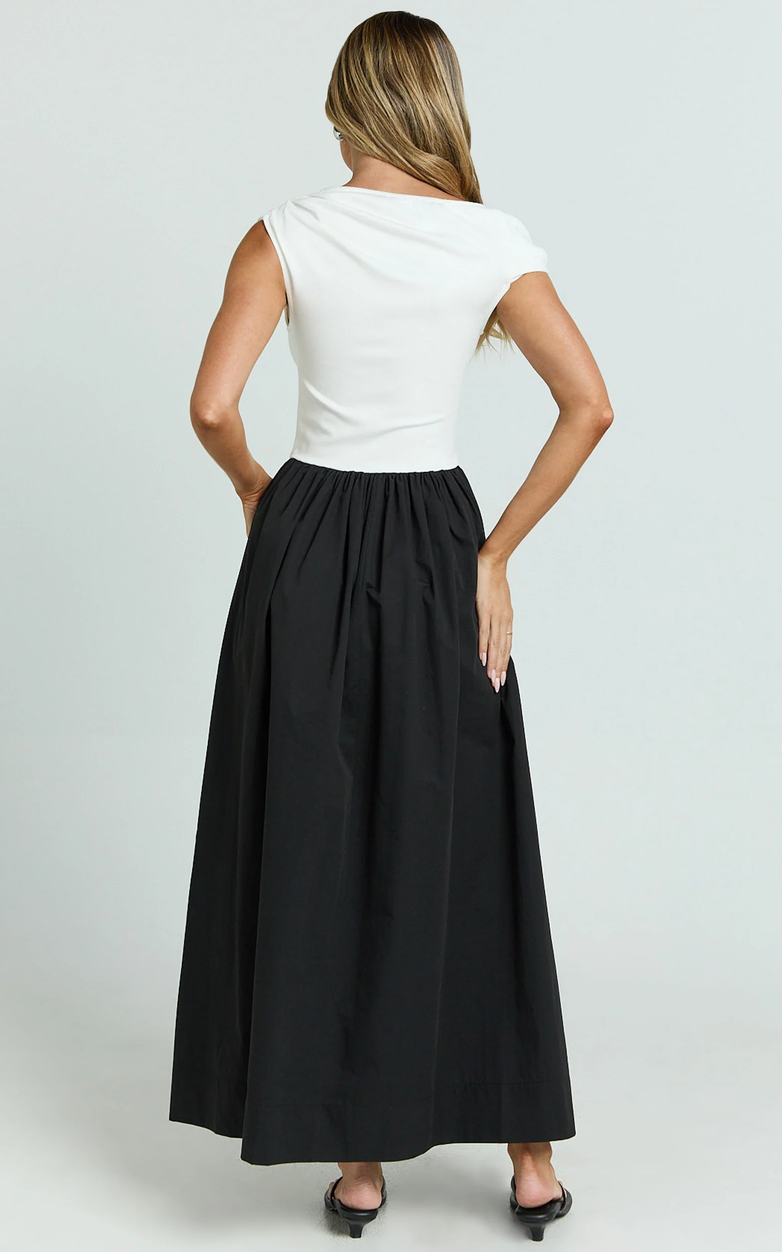 Jhamie Midi Dress - One Shoulder Contrast Skirt Dress in White/Black