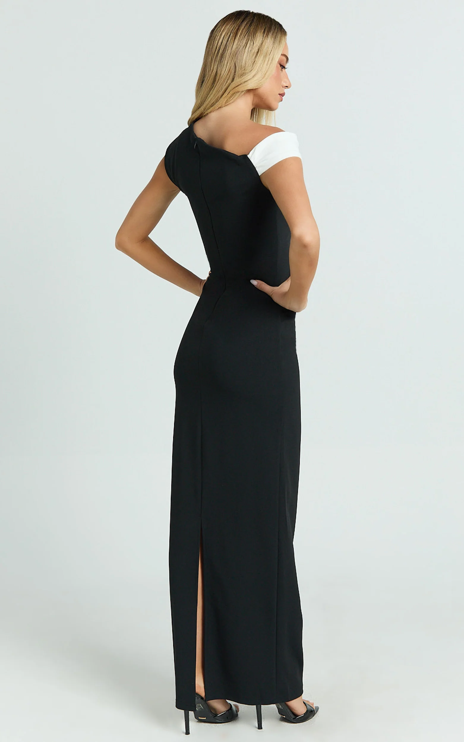 Stacey Maxi Dress - Contrast Off Shoulder Dress in Black & White