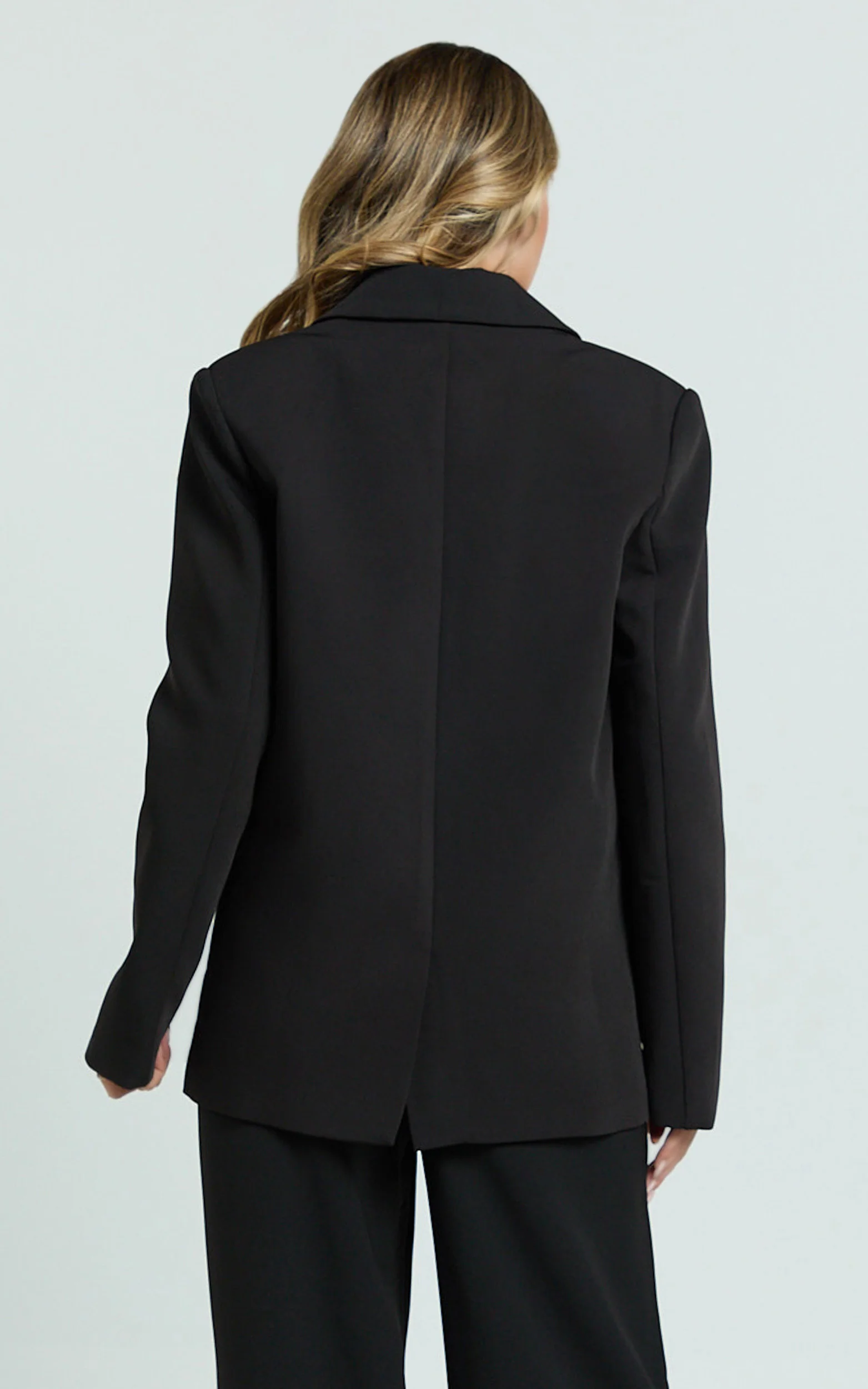 Selena Blazer - Boxy Single Breasted Blazer in Black