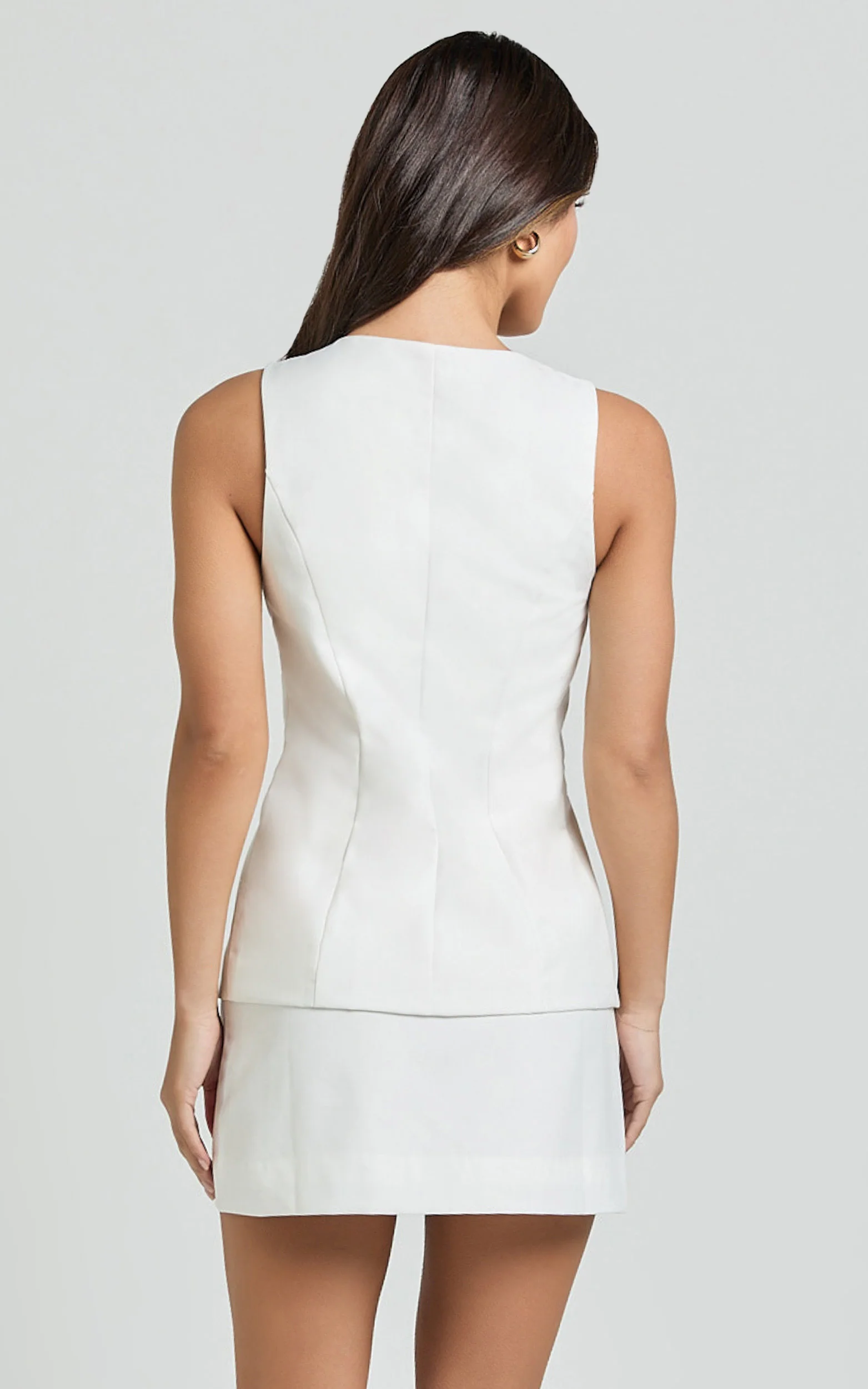 Desi Mini Skirt - Tailored Mid Waisted Skirt in Warm White