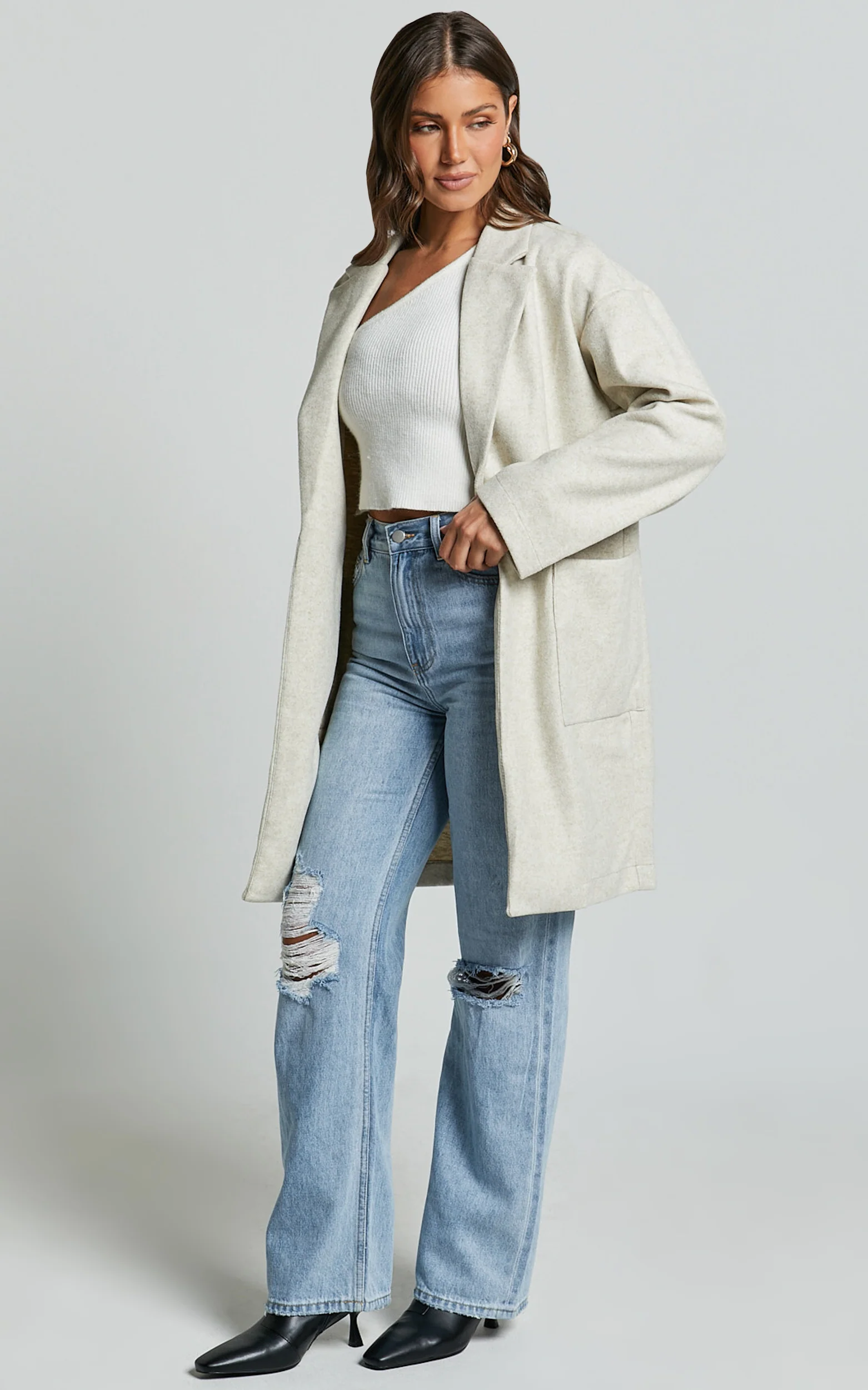 Jonas Coat - Pocket Detail Longline Coat in Beige