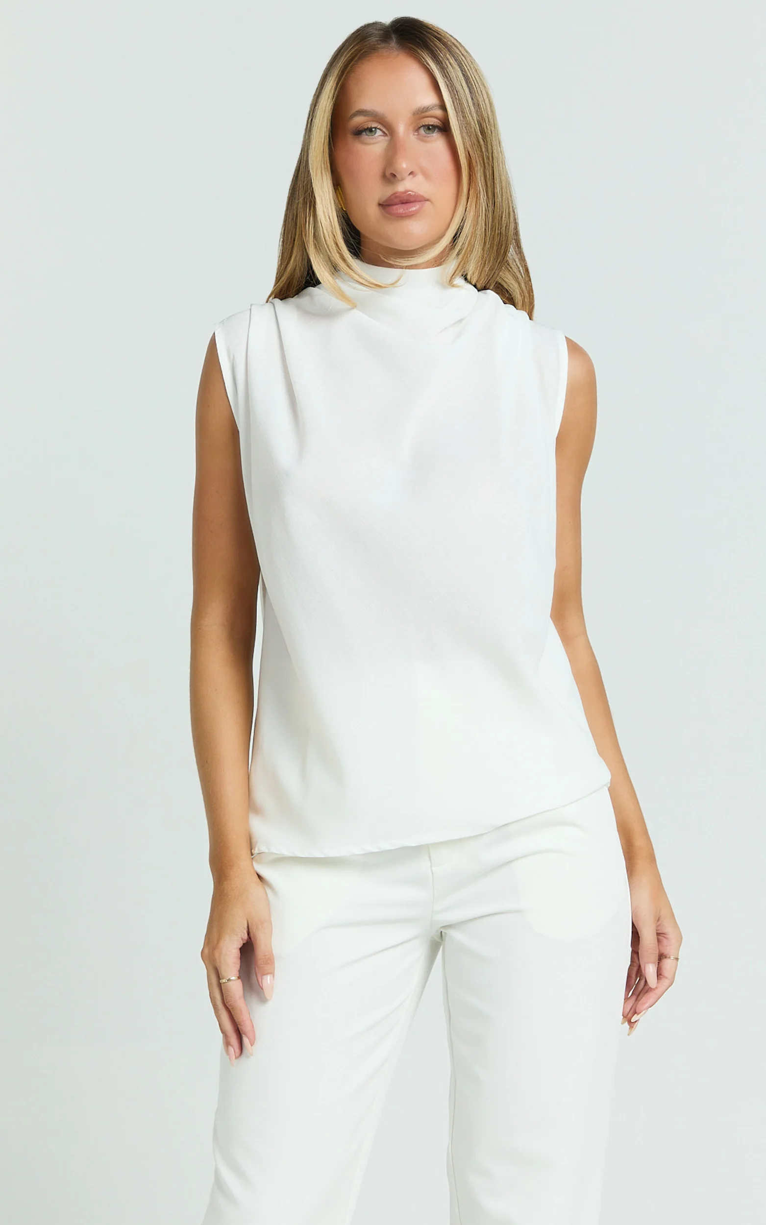Arianae Top - High Neck Top in White