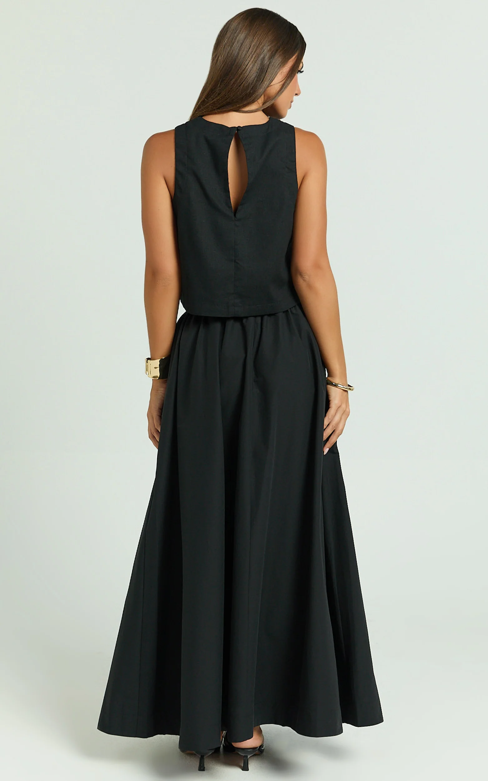 Vicky Top - Linen Shift Key Hole Crop Top in Black