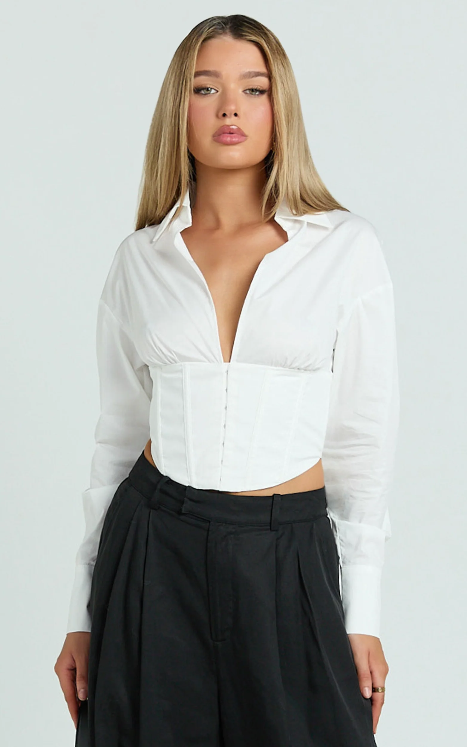 Jacintha Top - Hook and Eye Front Shirt Top in White