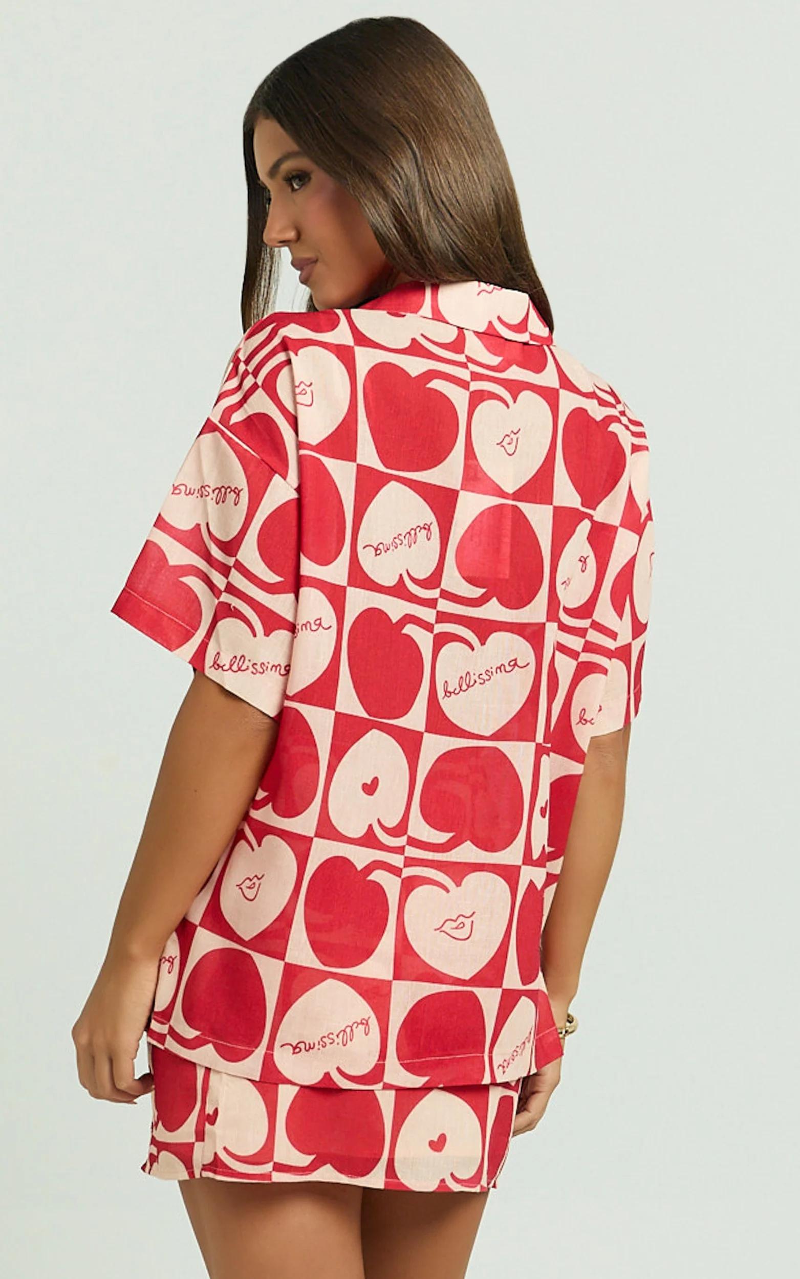 Vangie Shirt - Linen Look Short Sleeve Shirt in Red/Pink
