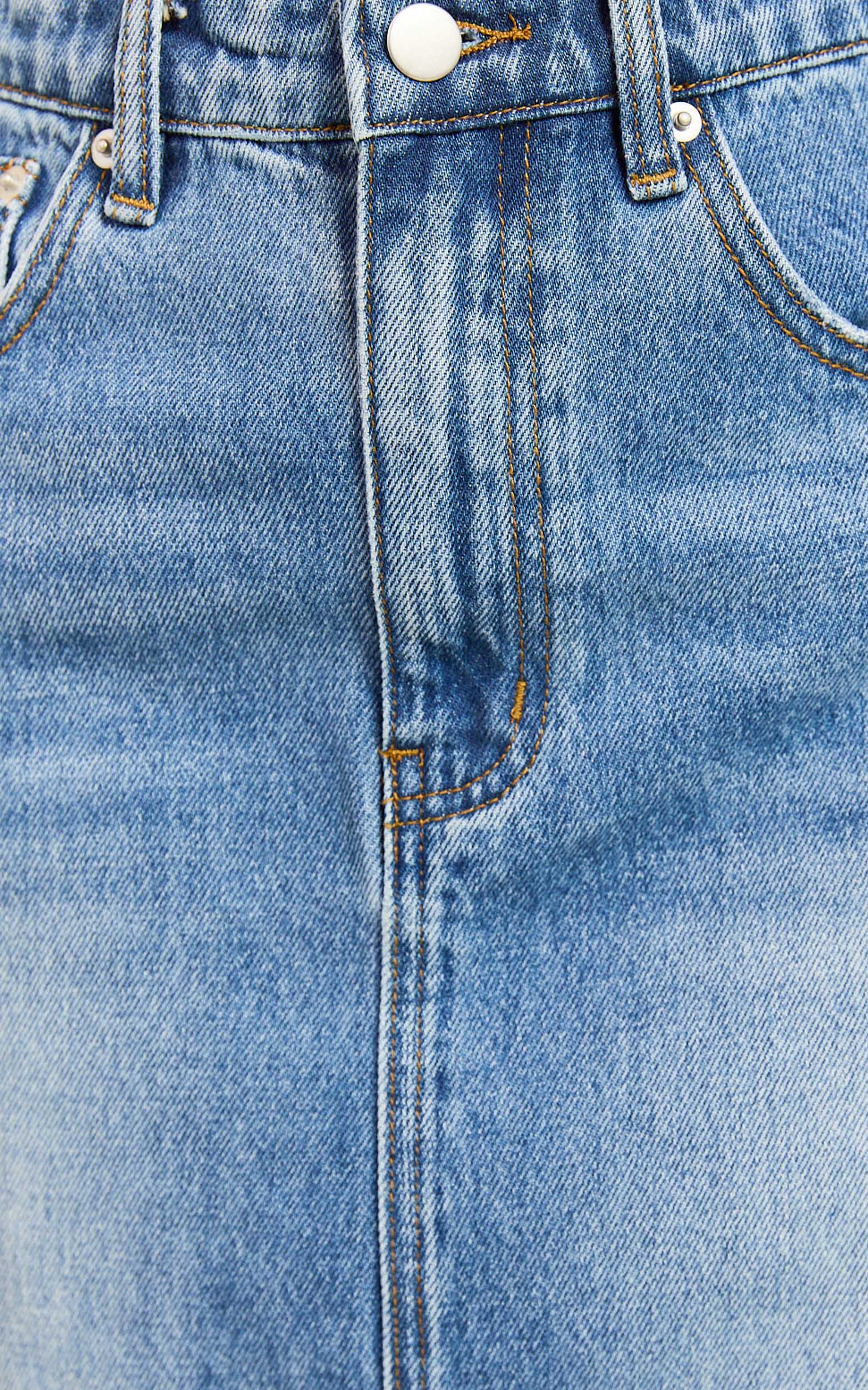 Adan Mini Skirt - Recycled Cotton Frayed Hem Denim Skirt in Mid Blue Wash