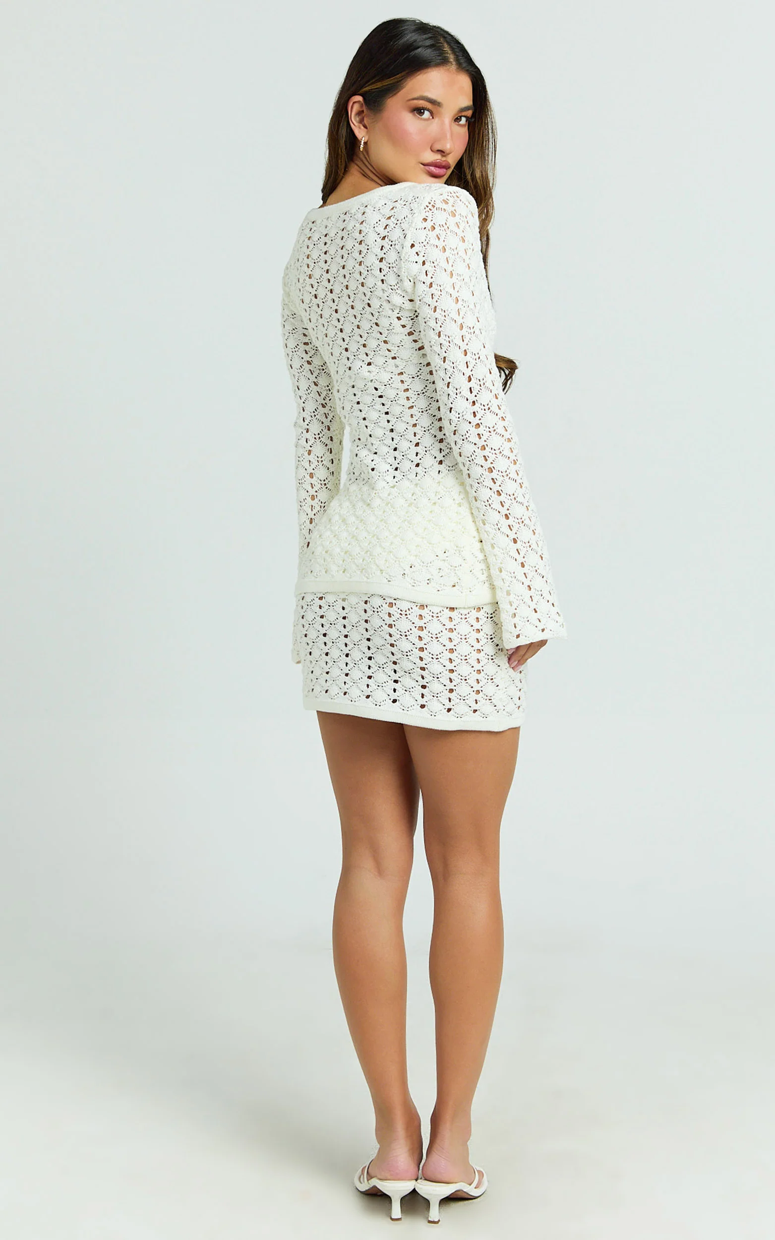 Henrietta Top - Long Sleeve Button Front V Neck Knit Top in Off White