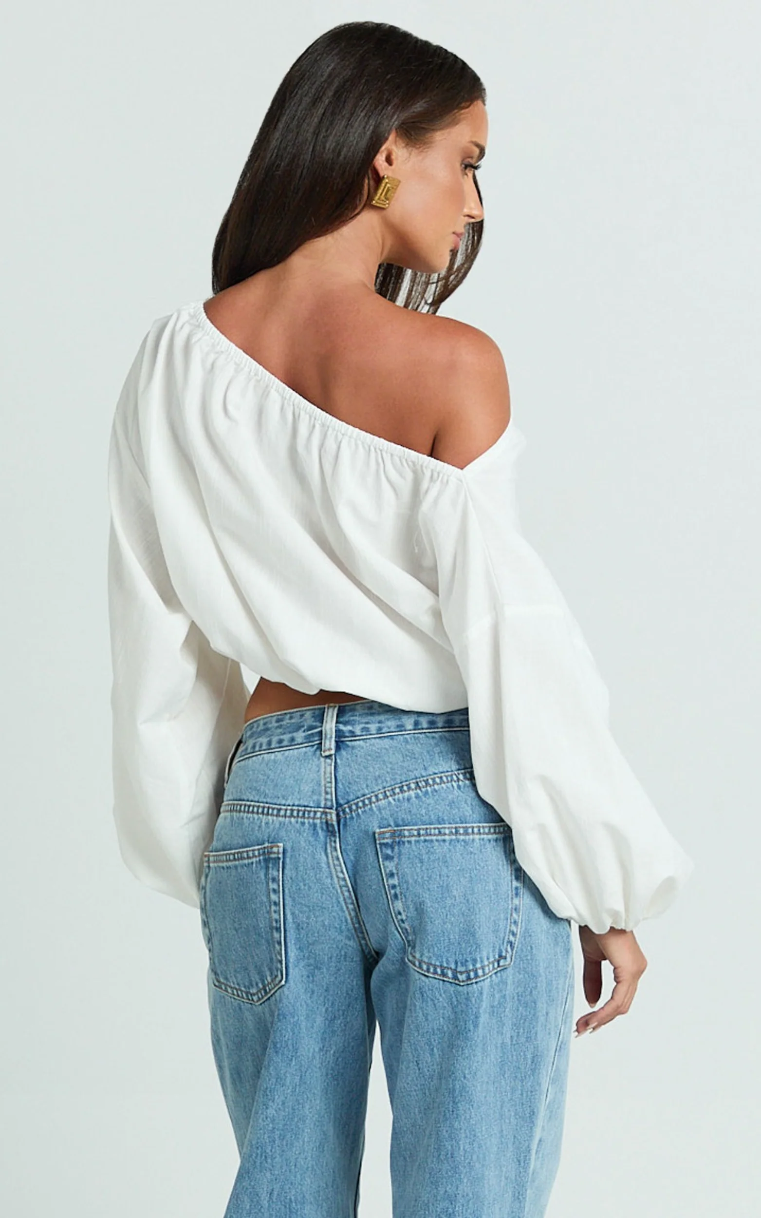 Alesia Top - Asymmetrical Boat Neck Elastic Hem Crop Top in White