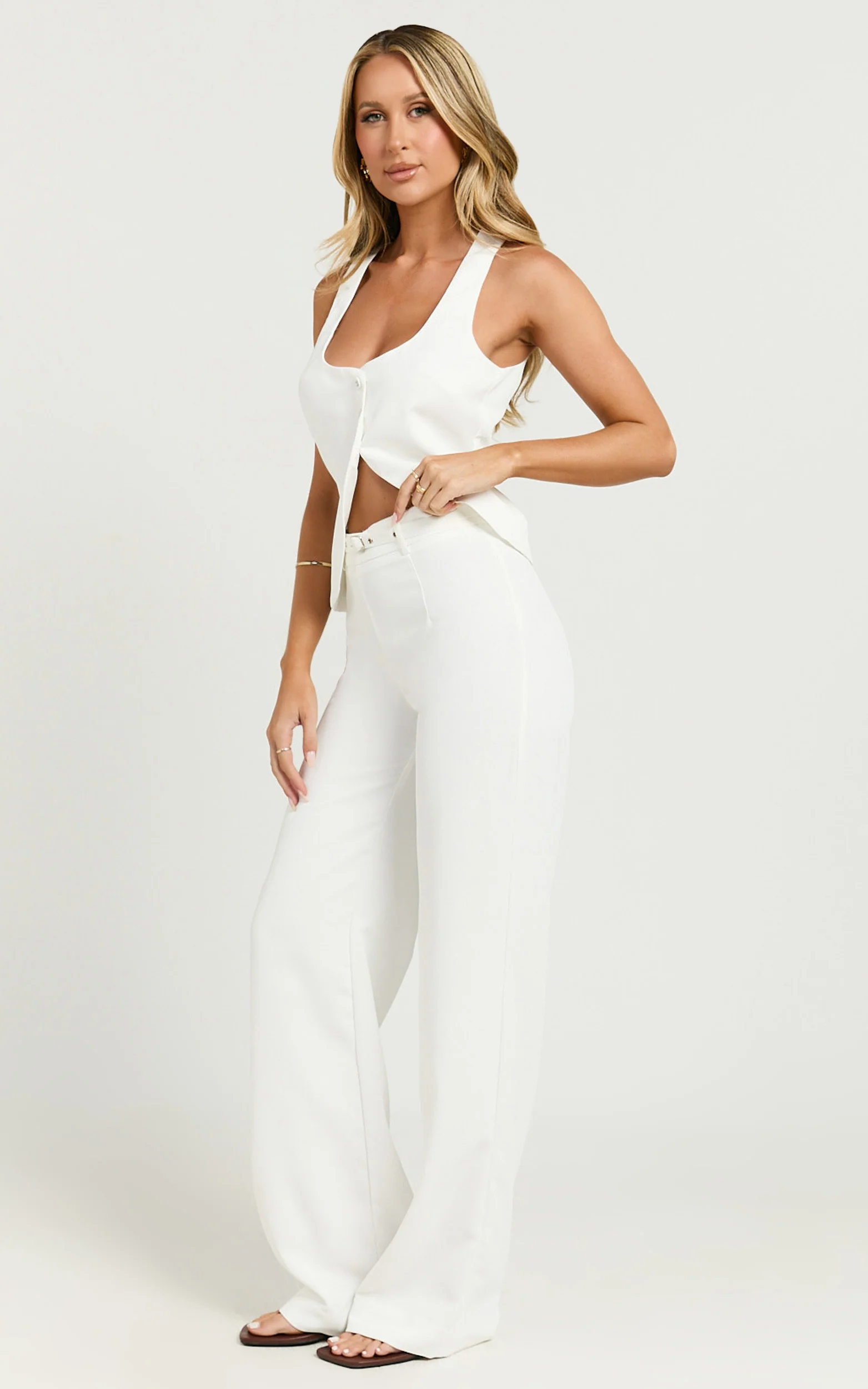 Romeo Pants - Straight Leg Mid Waist Tailored Pants in White