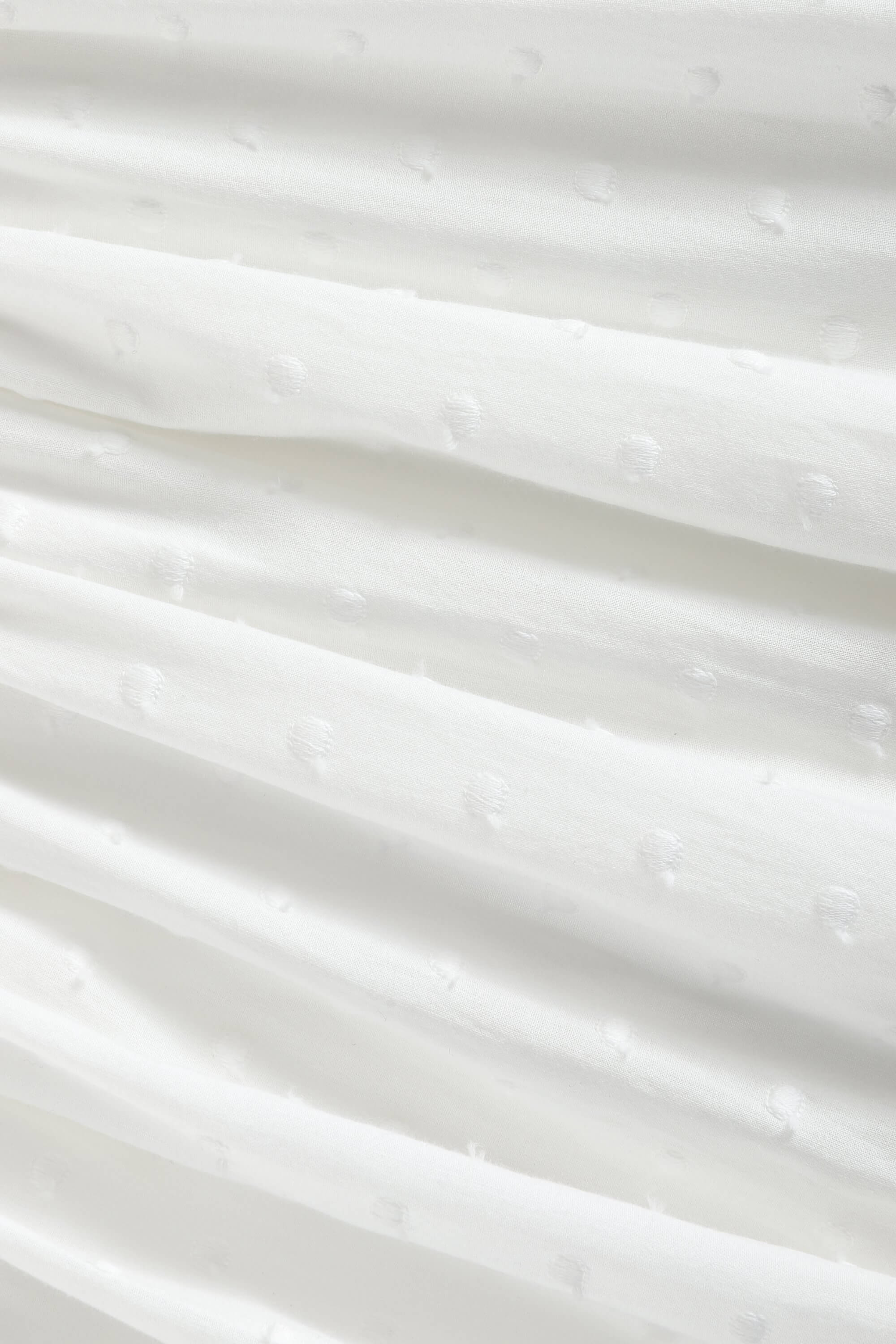 Annora Scalloped Lace Tiered Maxi Dress