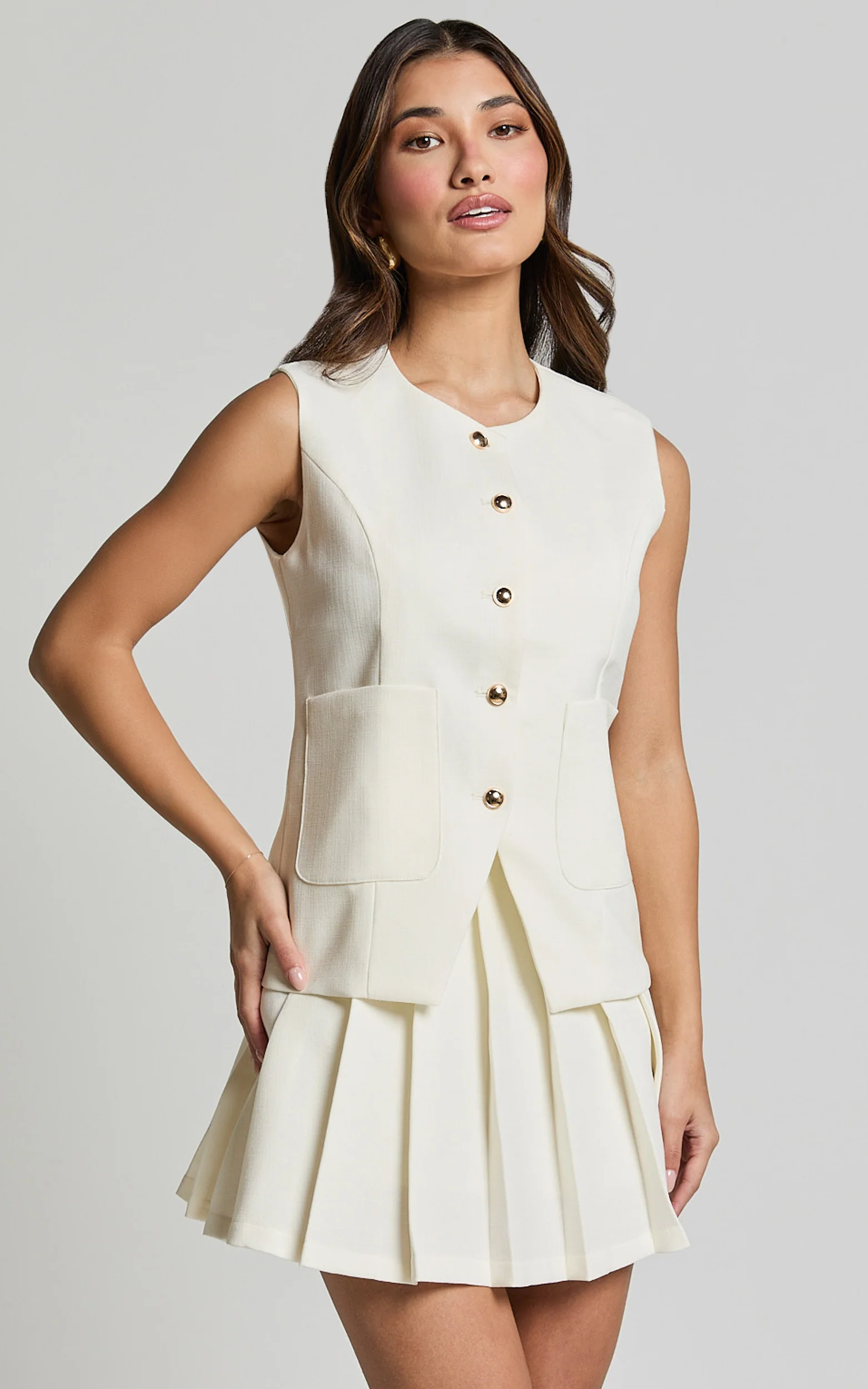 Tyla Top - Scoop Neck Pocket Hardware Detail Button Up Vest in White