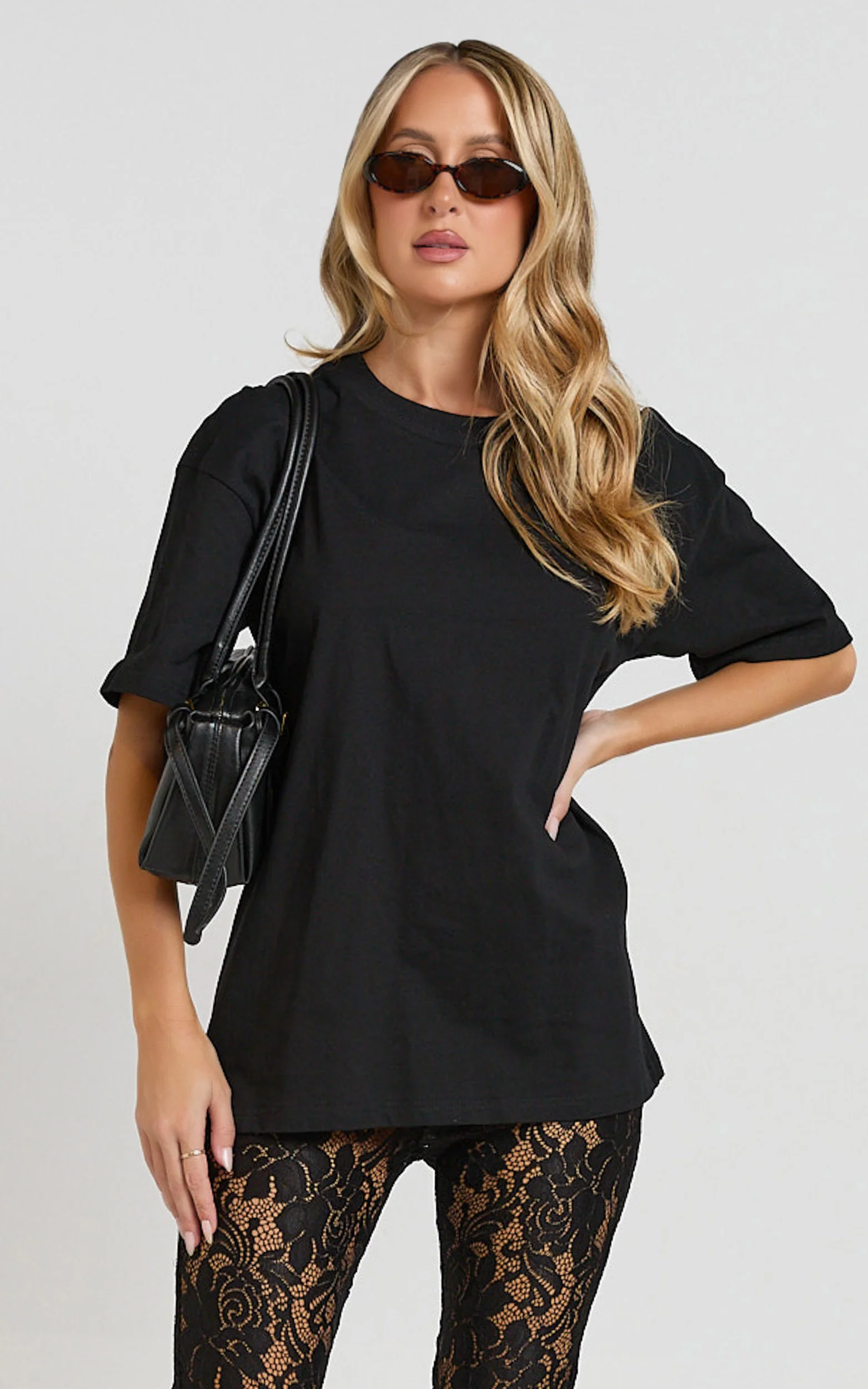 Prizza Top - Longline Boyfriend Tee Top in Black