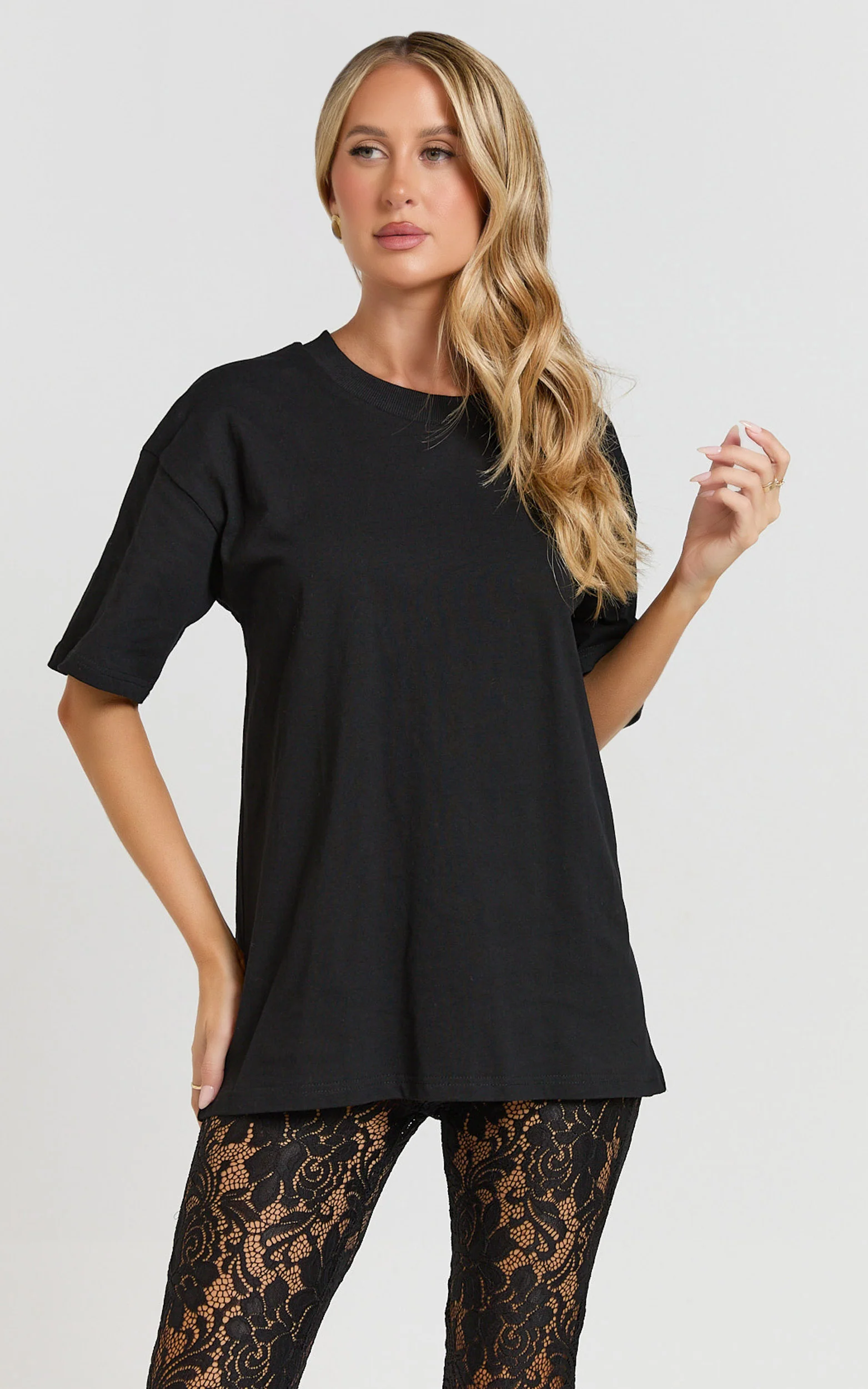 Prizza Top - Longline Boyfriend Tee Top in Black