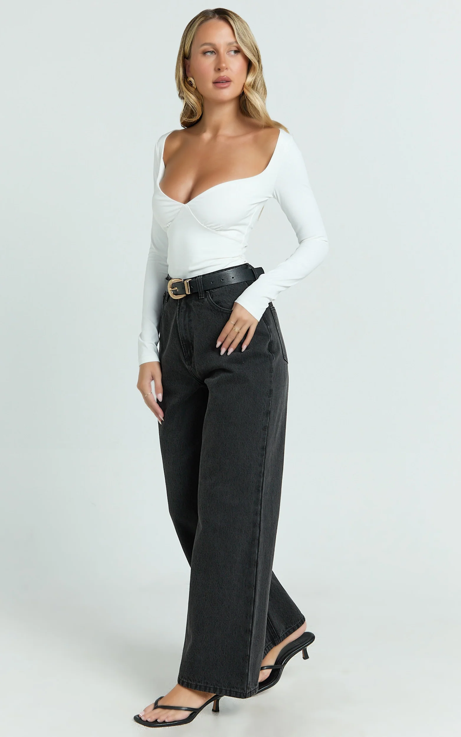 Kailey Top - Long Sleeve Sweetheart Neckline Gathered Top in White