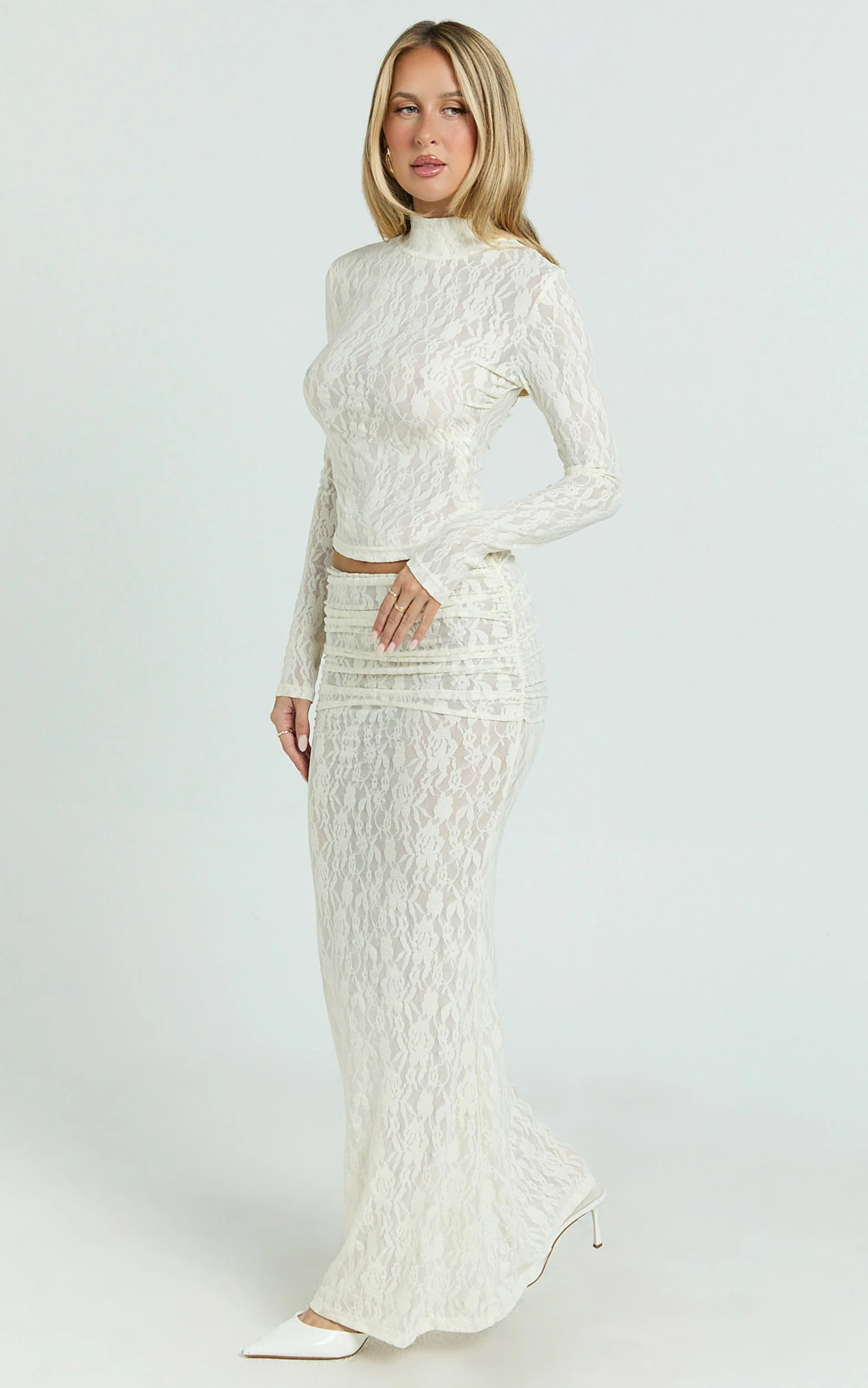 Kathleen Top - Turtle Neck Long Sleeve Jersey Top in Cream