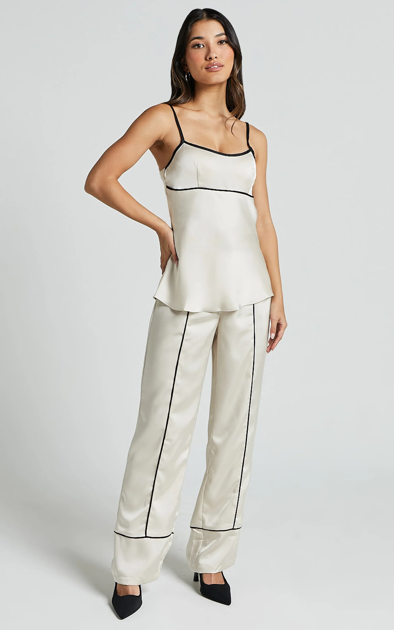 Bobbie Top - Contrast Piping Detail Satin Top in Oyster